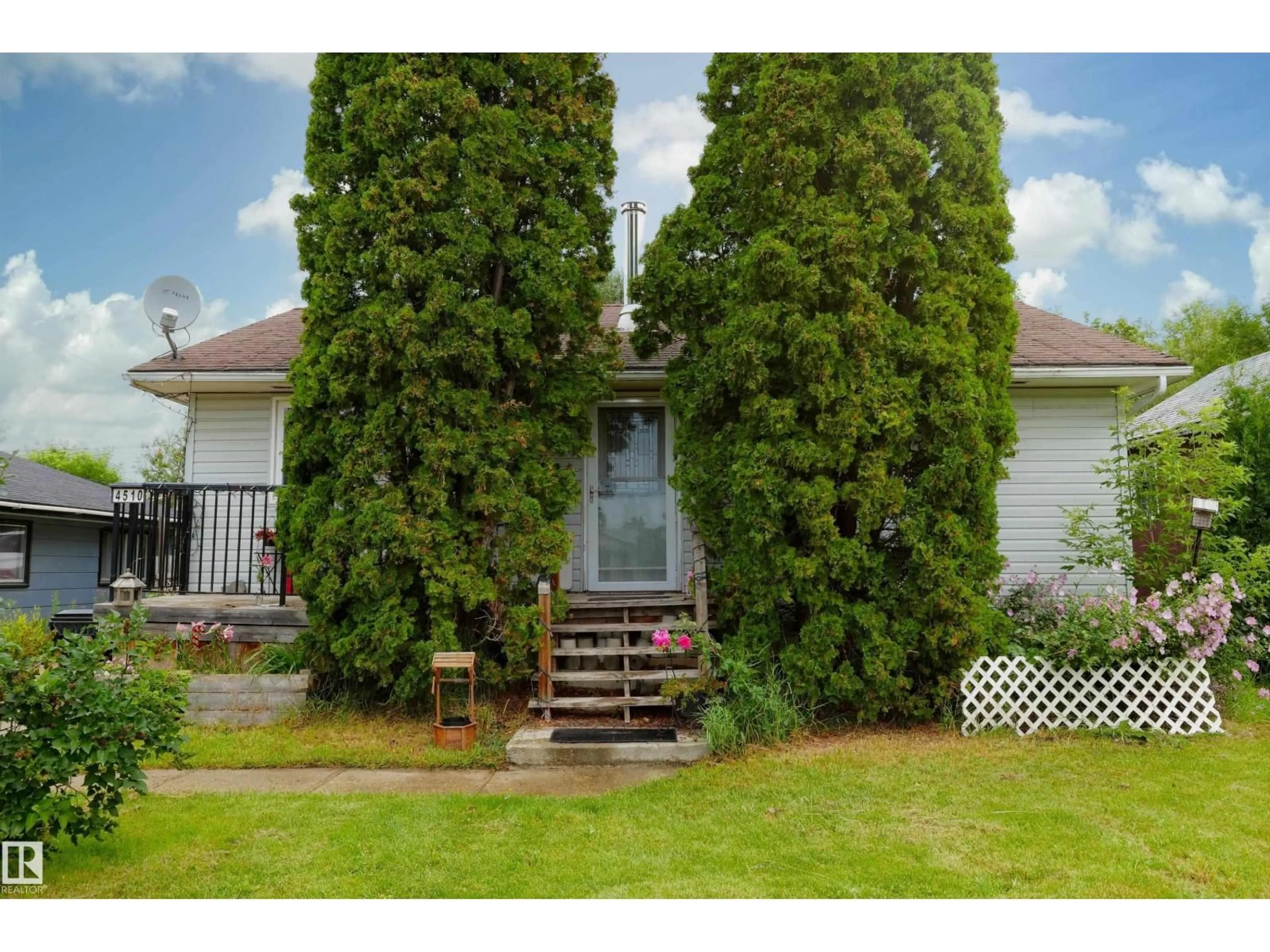 Unknown for 4510 55 AVENUE, Barrhead Alberta T7N1K1