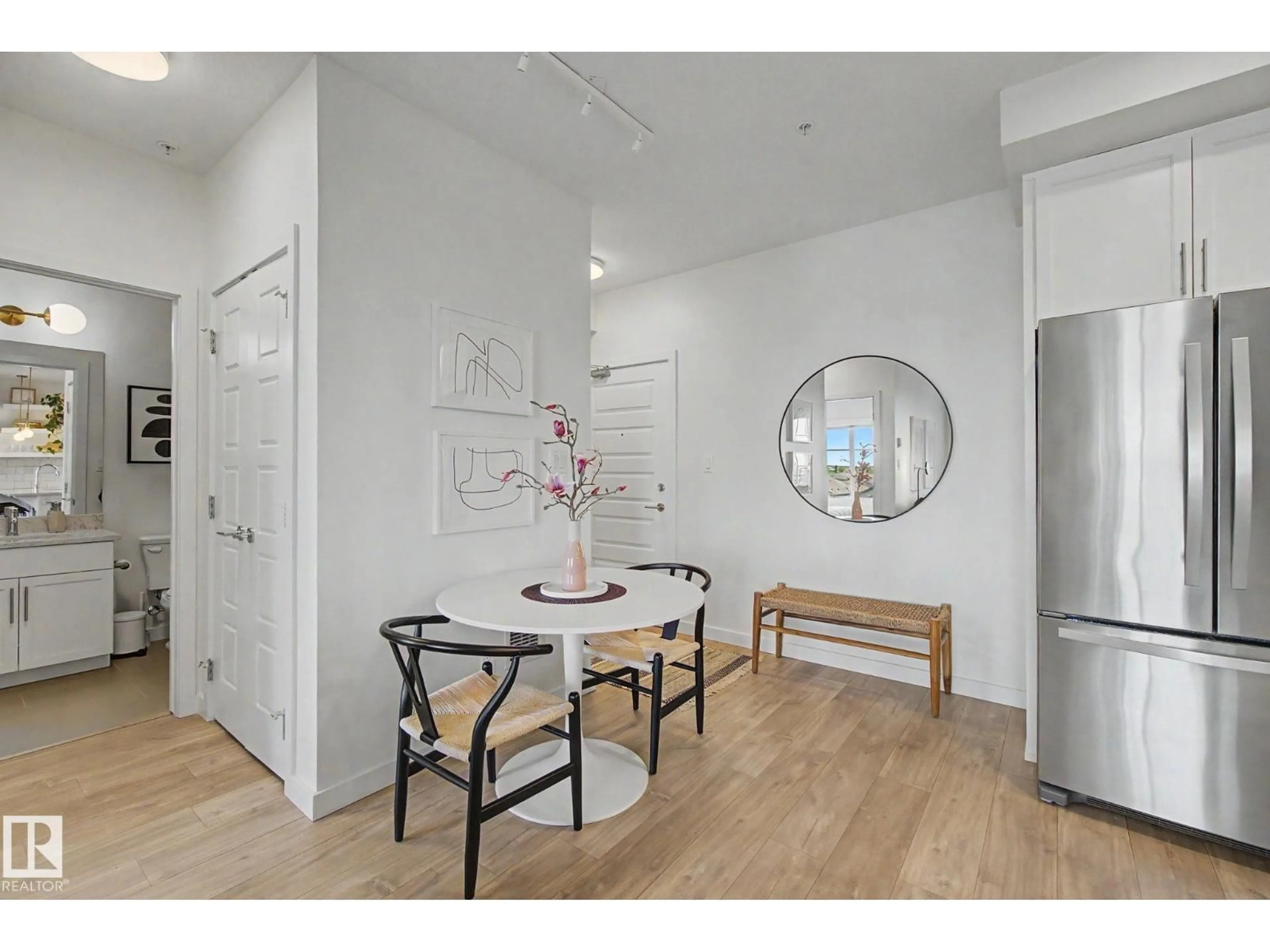 Indoor entryway for #435 - 1008 ROSENTHAL BV, Edmonton Alberta T5T7C6