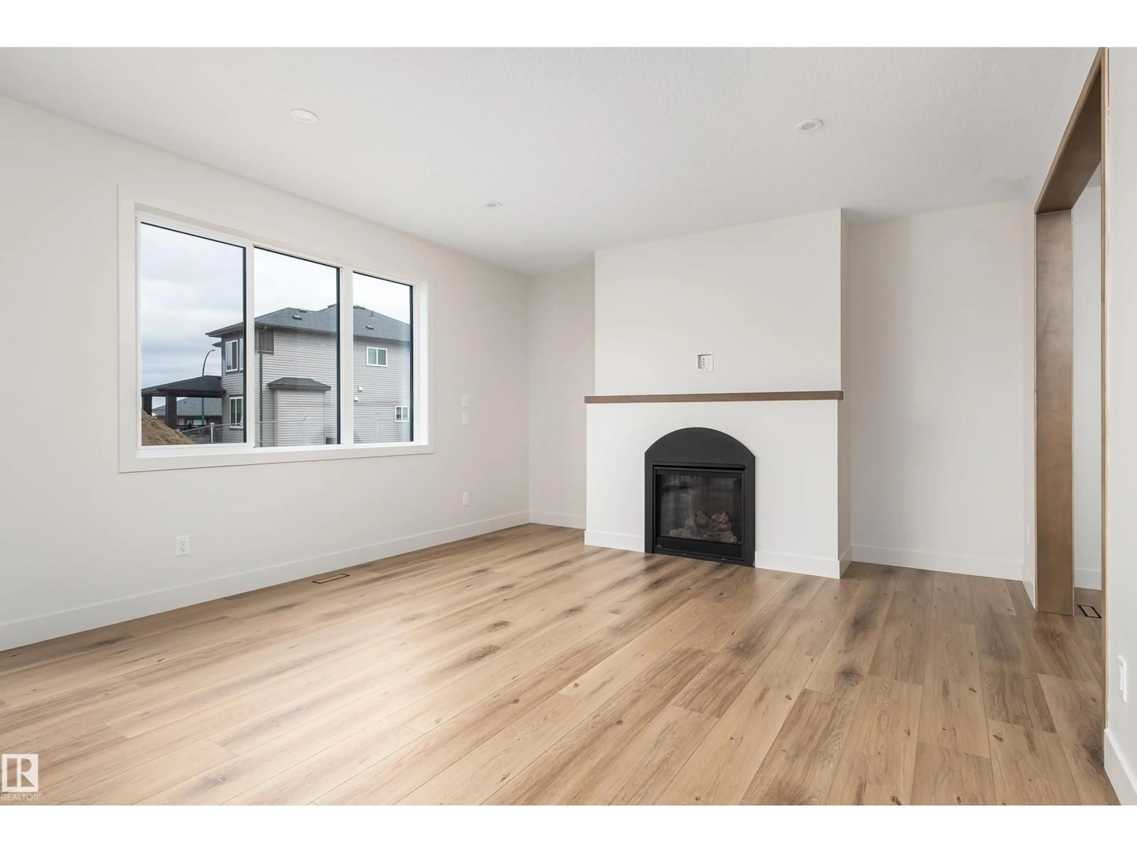 A pic of a room for 8 DARBY CR, Spruce Grove Alberta T7X0W9