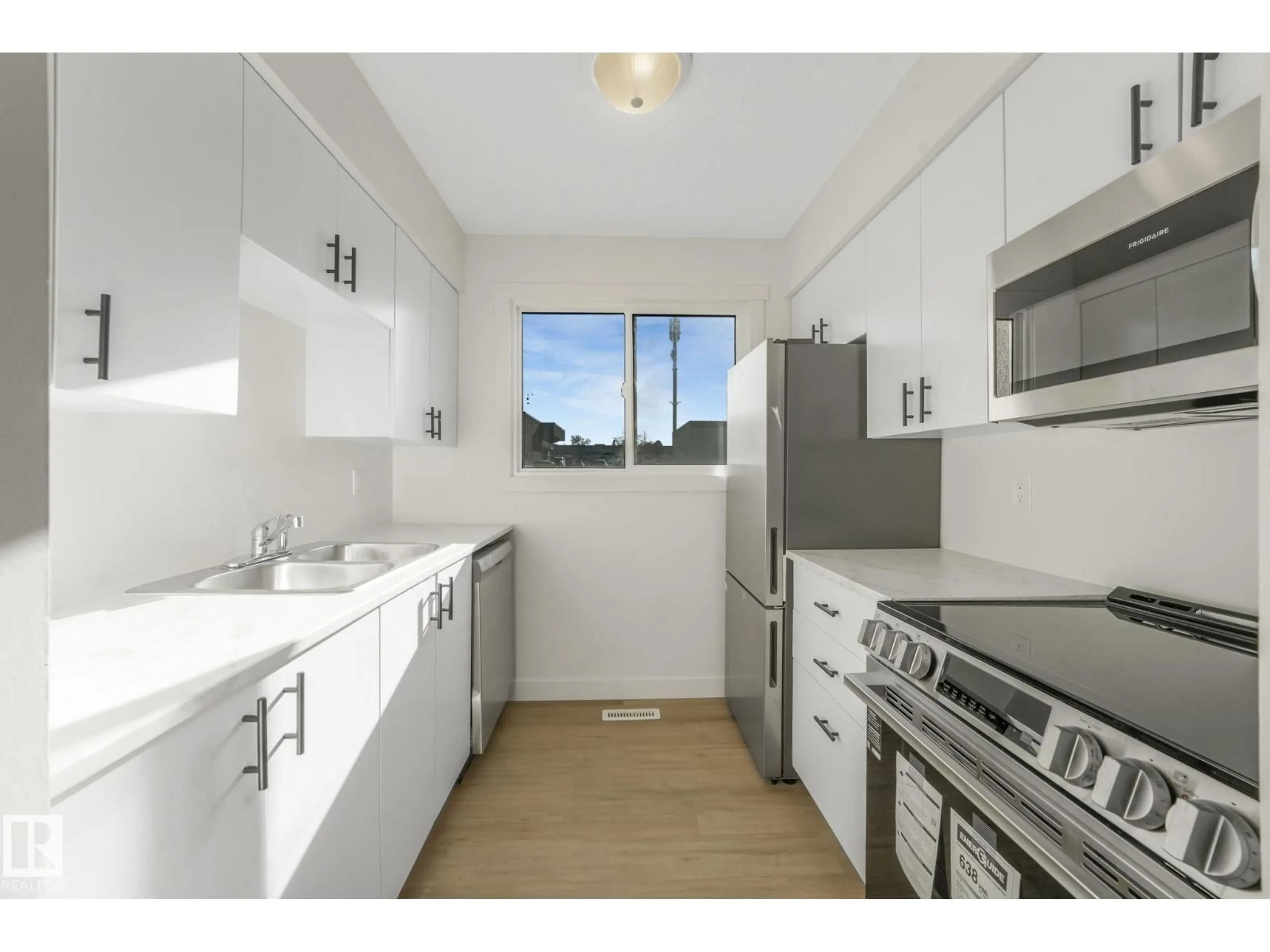 Standard kitchen, unknown for 5833 RIVERBEND RD, Edmonton Alberta T6H5A8