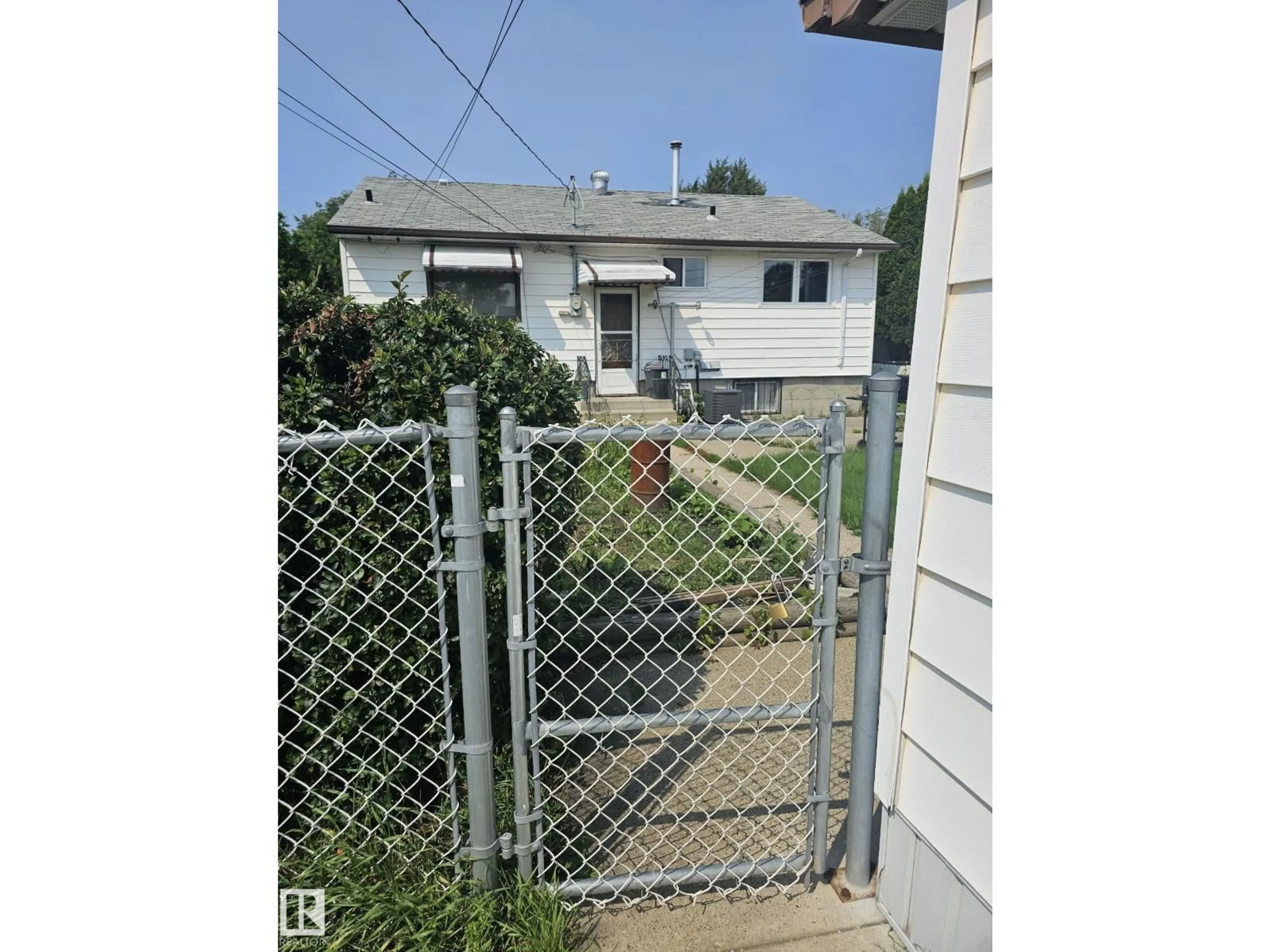Unknown for 13103 63 ST NW, Edmonton Alberta T5A0W7