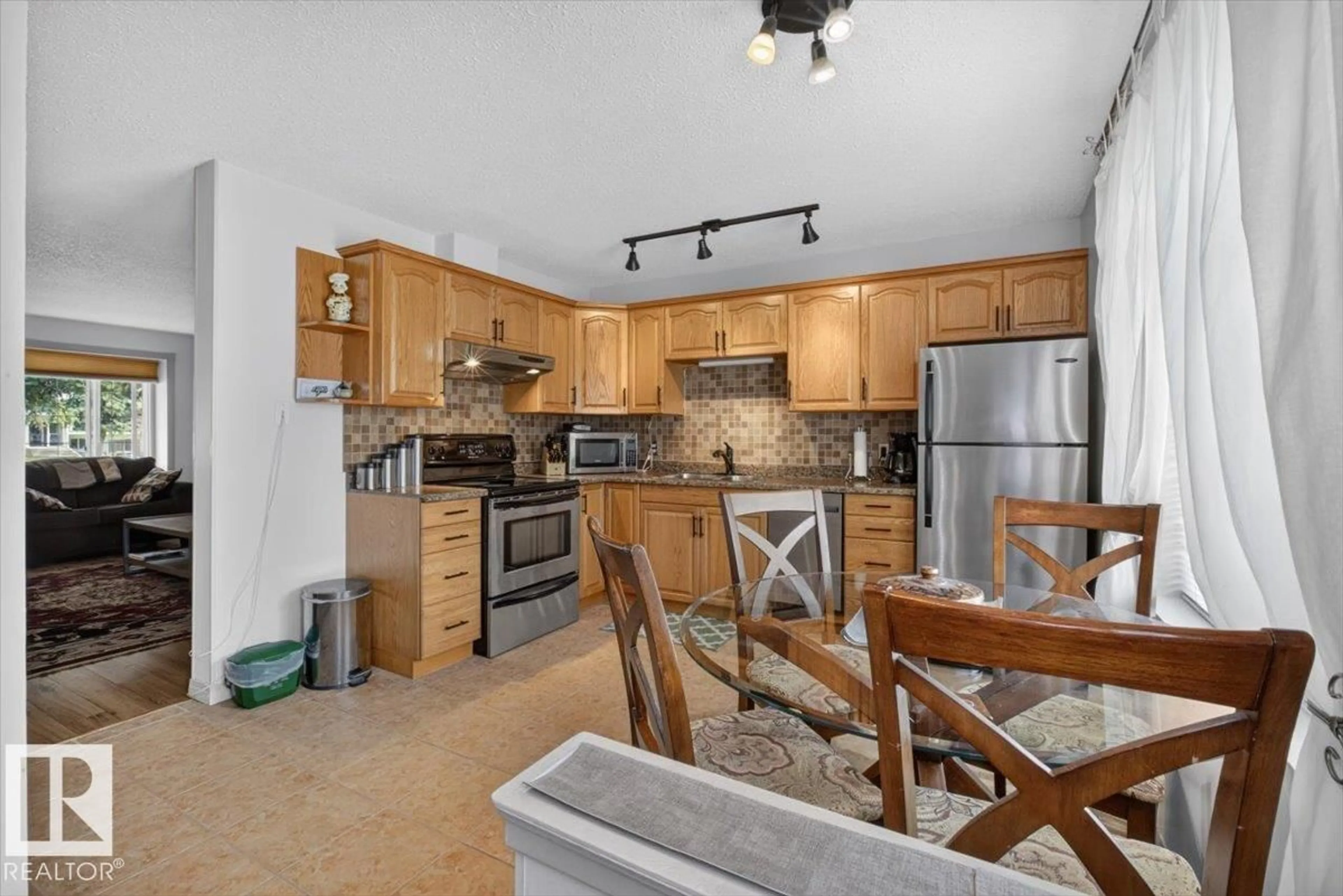Unknown for 17781 81 AV, Edmonton Alberta T5T1L4