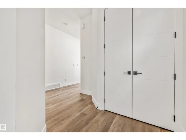 21 SOREL AV, Beaumont 2