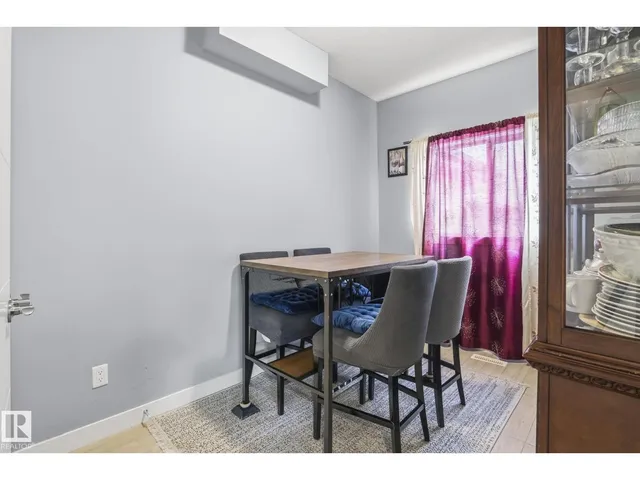 3808 TRIOMPHE BV, Beaumont 3
