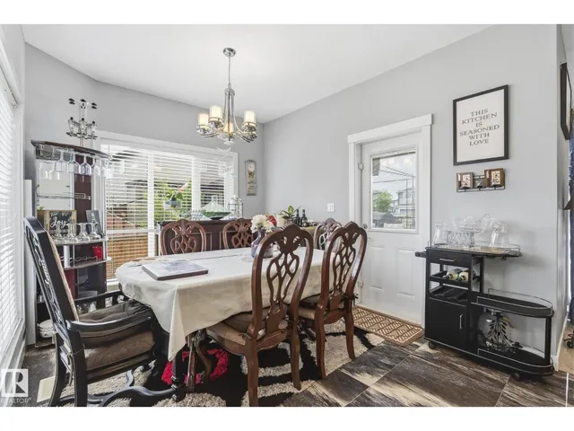 3808 TRIOMPHE BV, Beaumont 5