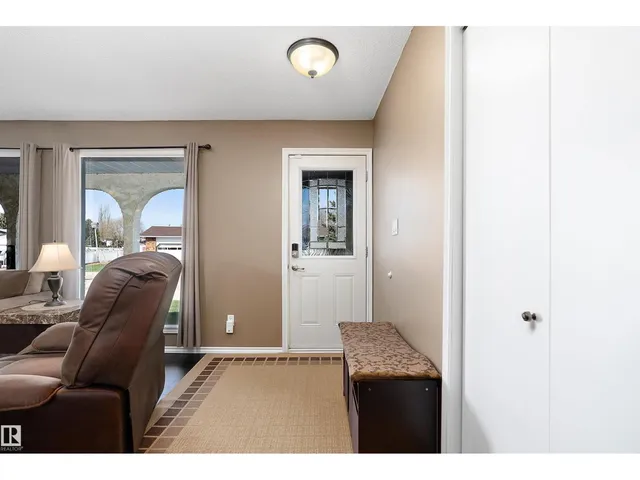 269 CENTENNIAL DR, Wetaskiwin 5