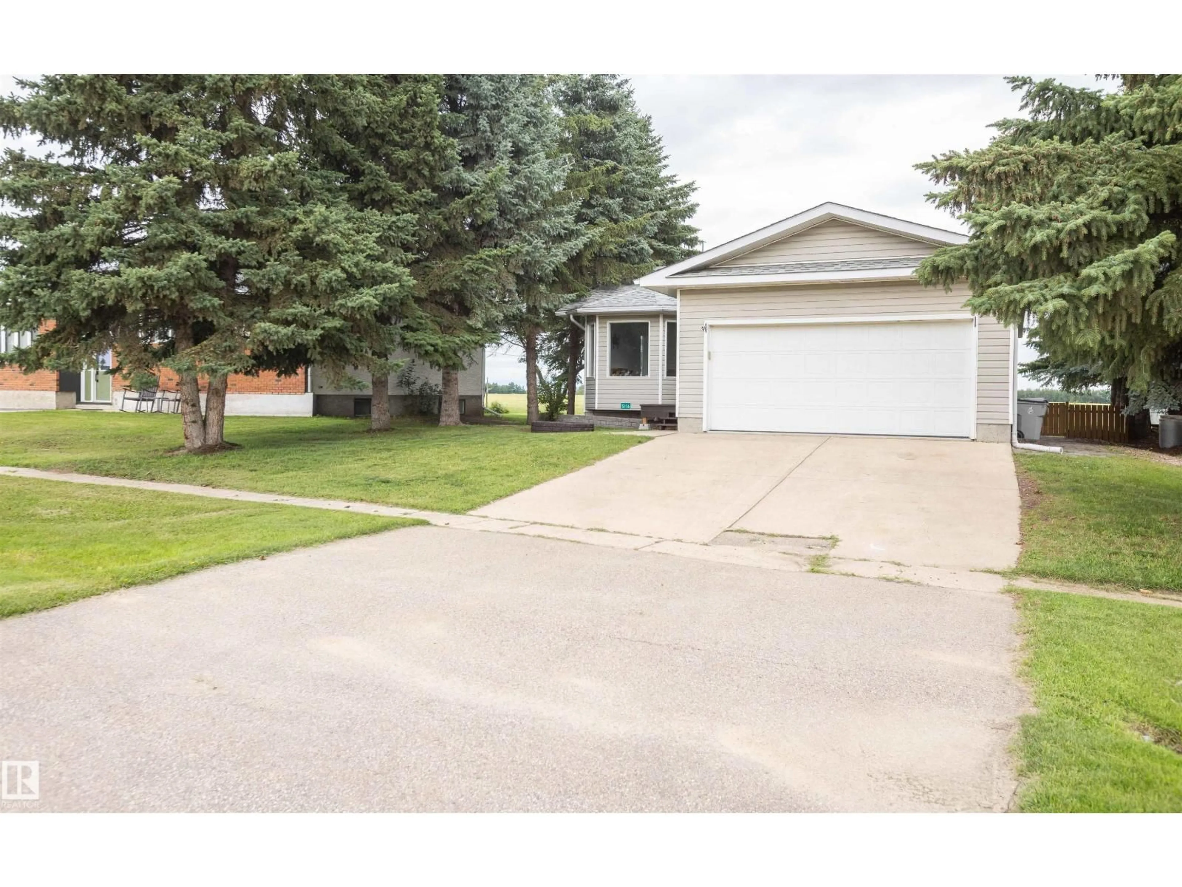 Unknown for 5116 51 AV, Pickardville Alberta T0G1W0