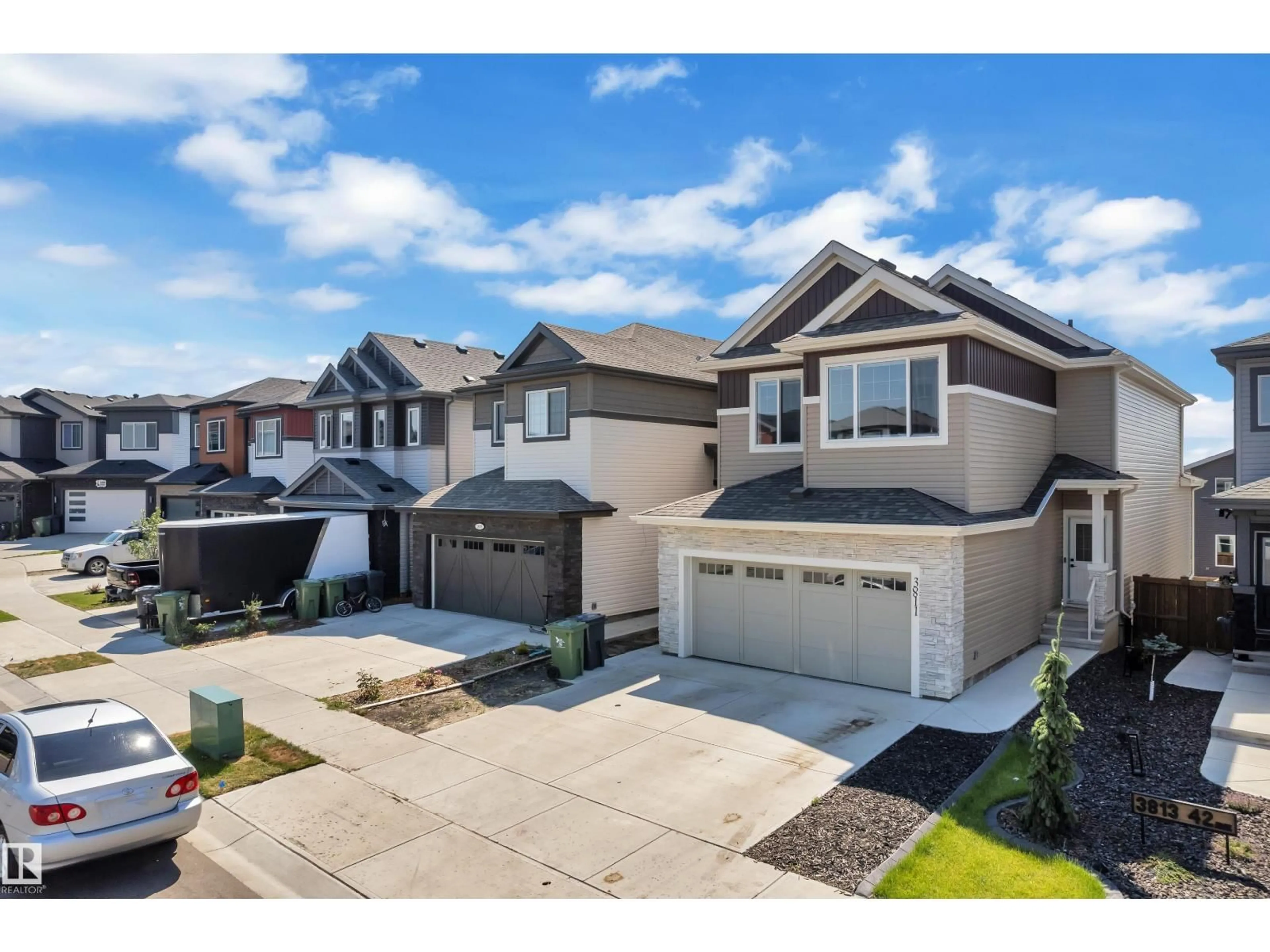 A pic from outside/outdoor area/front of a property/back of a property/a pic from drone, street for 3811 42 AV, Beaumont Alberta T4X2Z6