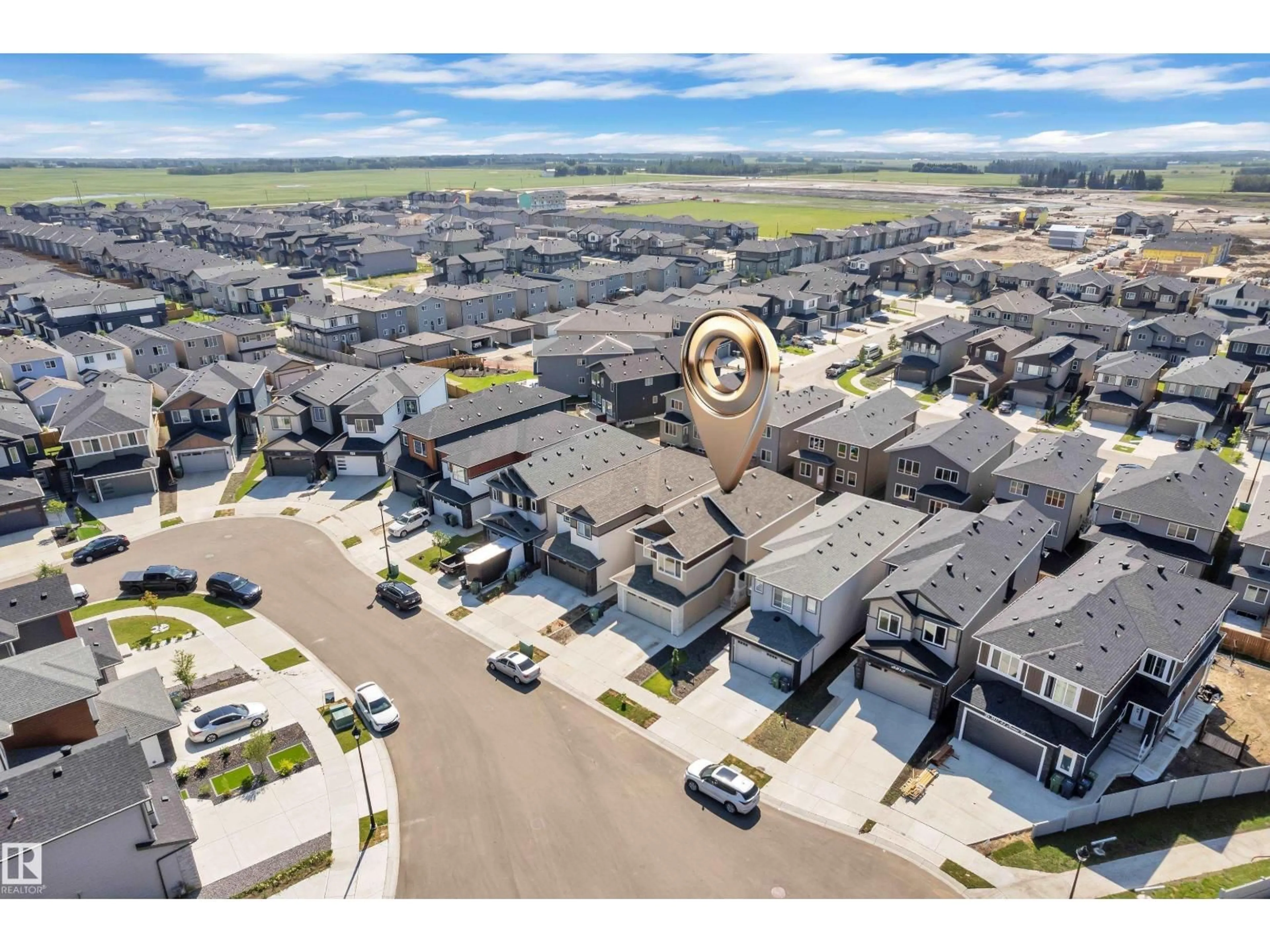 A pic from outside/outdoor area/front of a property/back of a property/a pic from drone, street for 3811 42 AV, Beaumont Alberta T4X2Z6