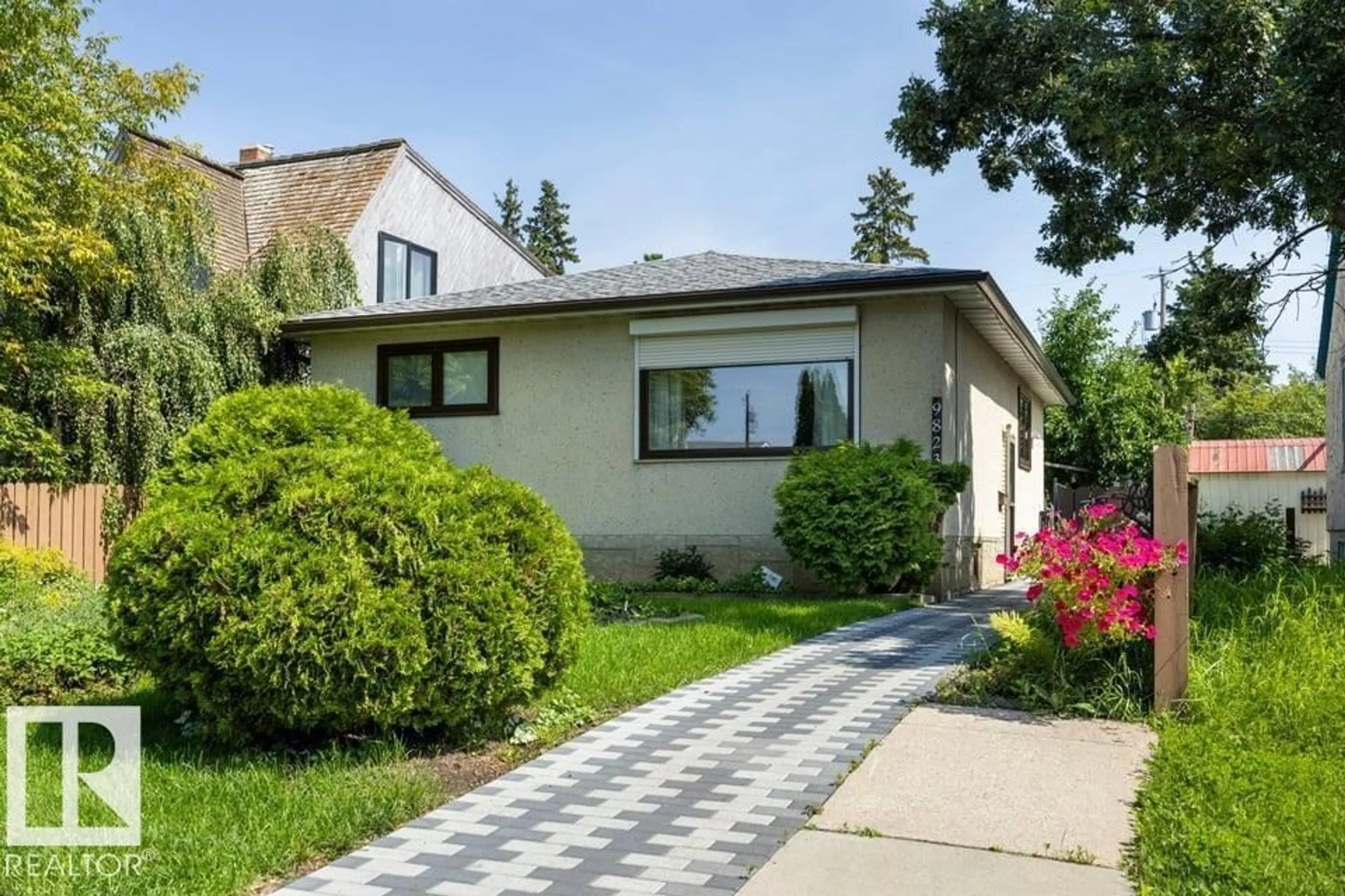 Unknown for 9823 151 ST, Edmonton Alberta T5P1S9