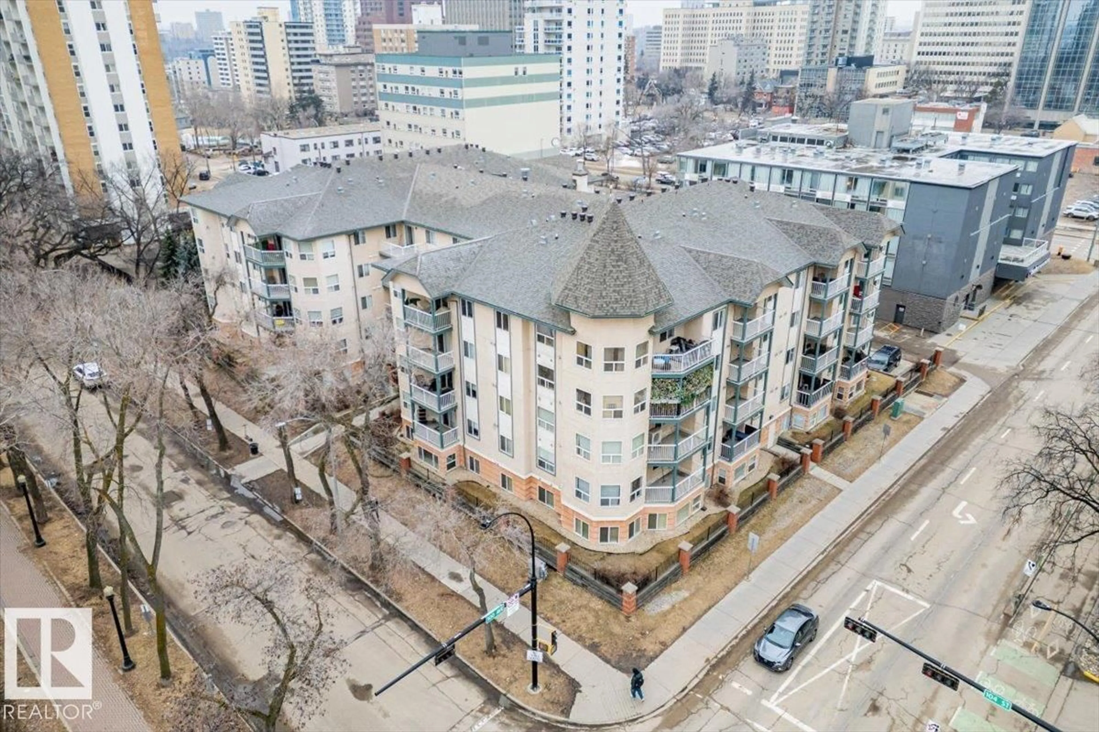 A pic from outside/outdoor area/front of a property/back of a property/a pic from drone, city buildings view from balcony for #206 - 9938 104 ST, Edmonton Alberta T5K2X7