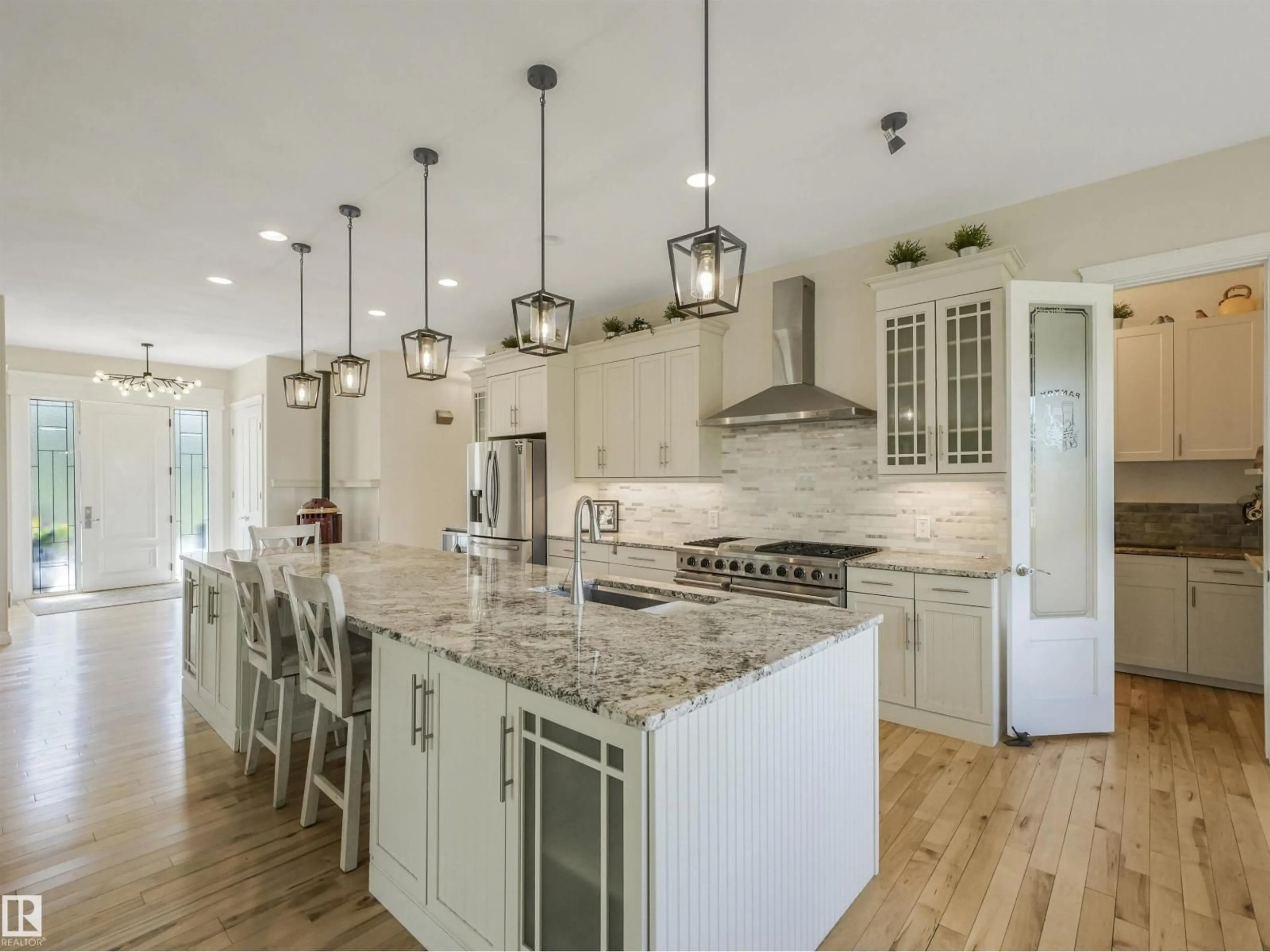 Open concept kitchen, unknown for 16 CRYSTAL KEYS CR, Rural Wetaskiwin County Alberta T0C2V0