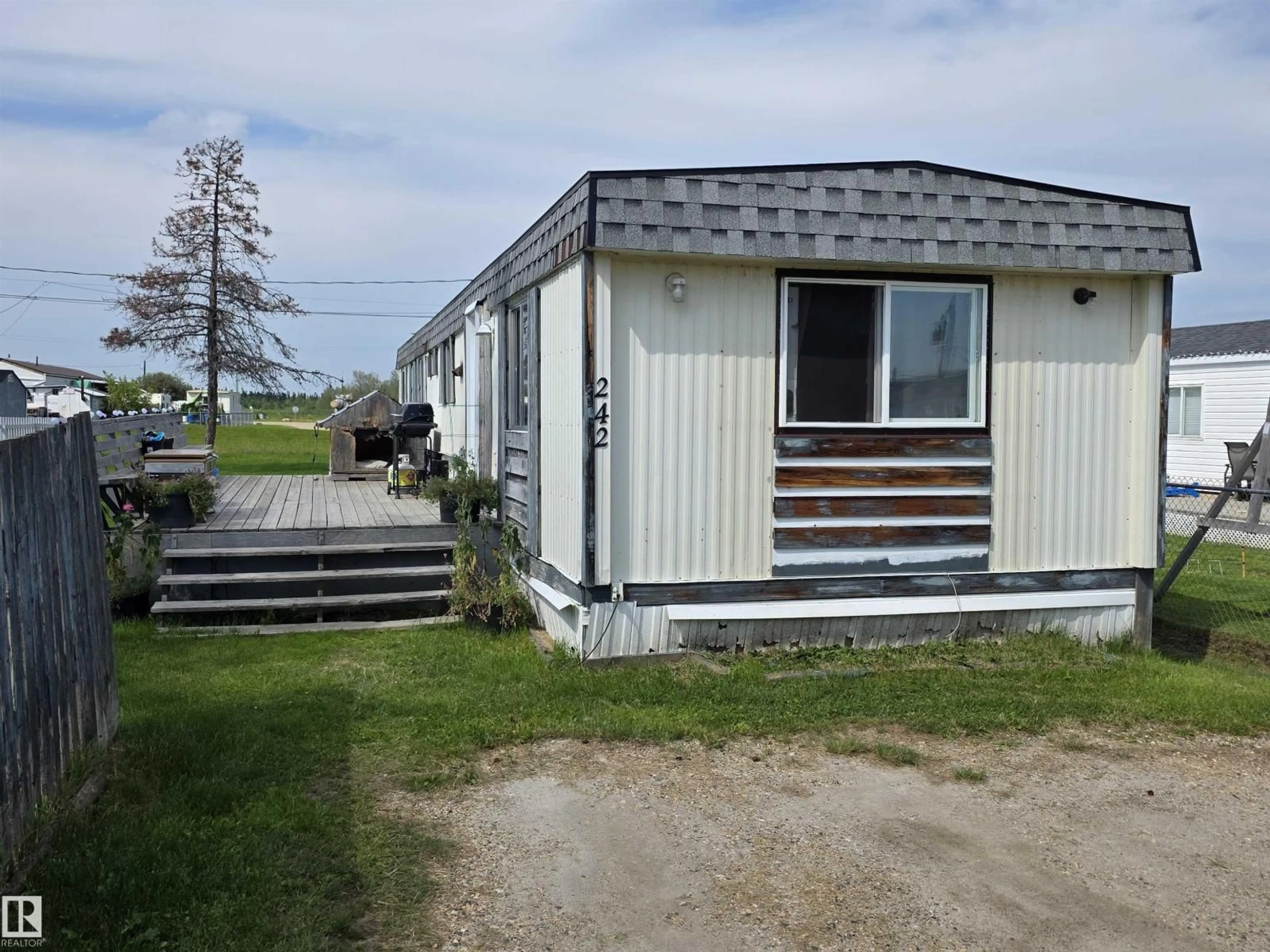 Shed for 49301 - 242 RR 80, Rural Brazeau County Alberta T7A1L7