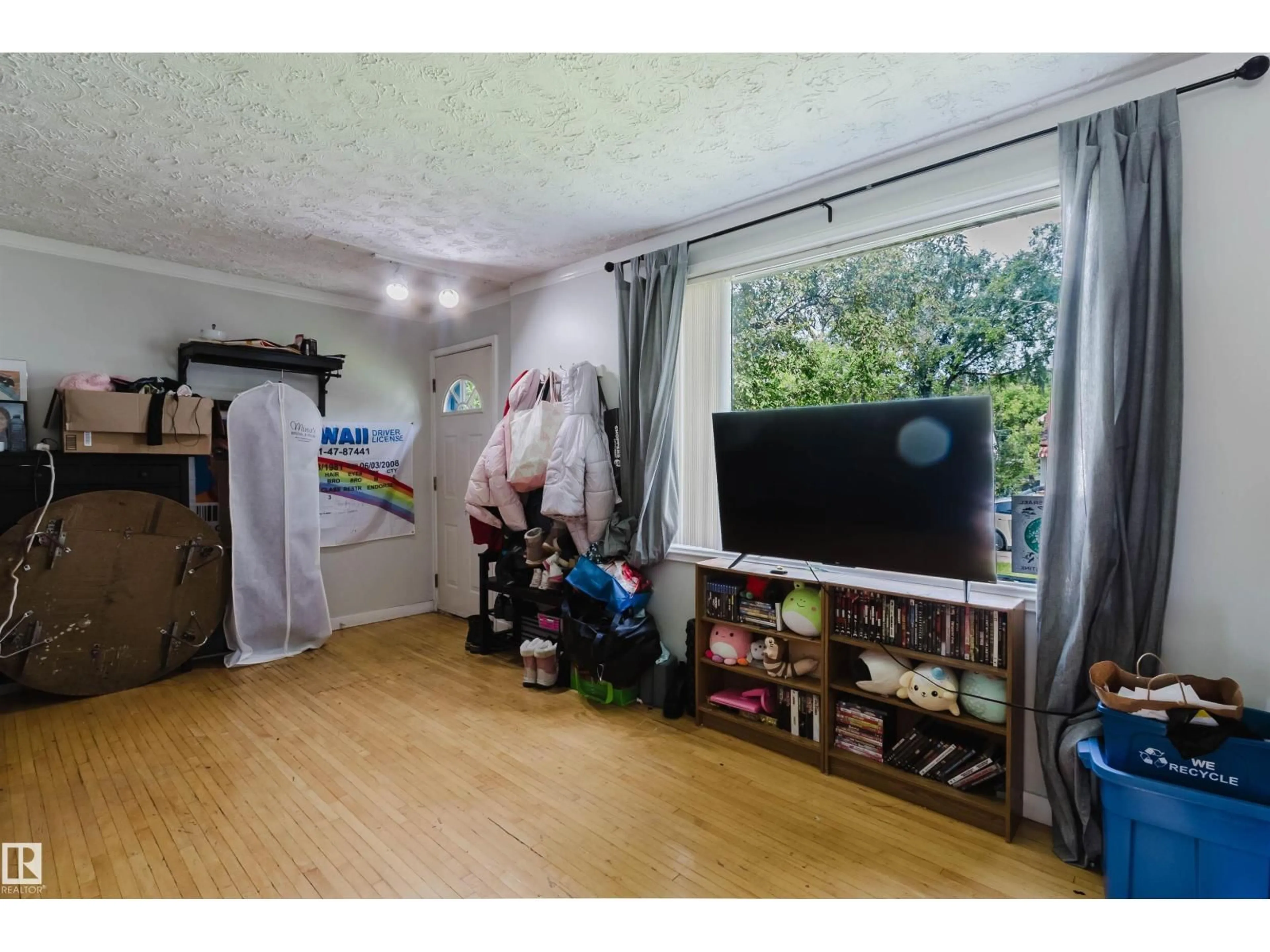 A pic of a room for 10955 72 AV, Edmonton Alberta T6G0B1