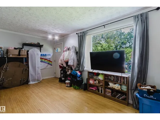 10955 72 AV, Edmonton 2