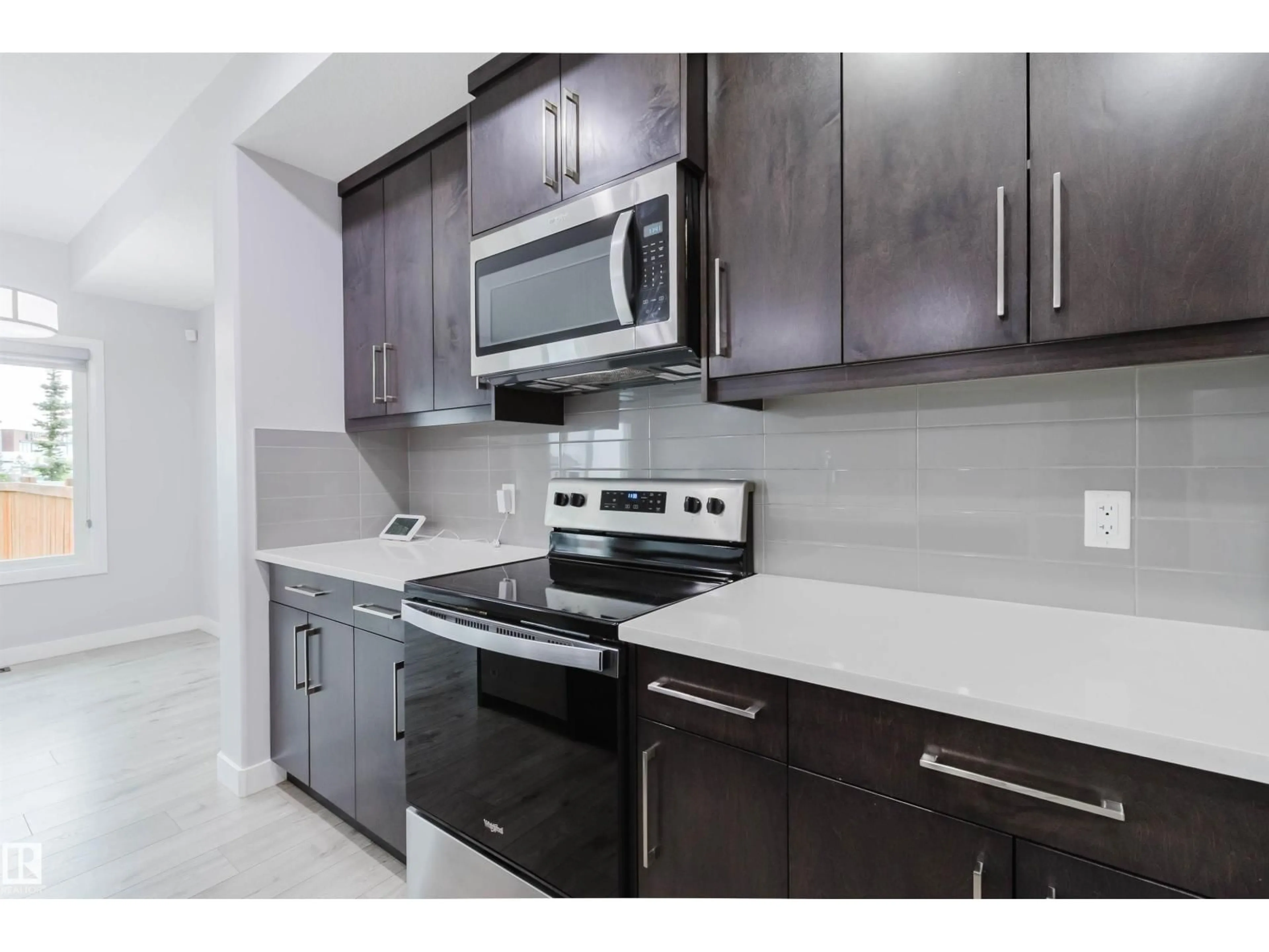 Standard kitchen, unknown for 6345 CARTMELL RD, Edmonton Alberta T6W4A3