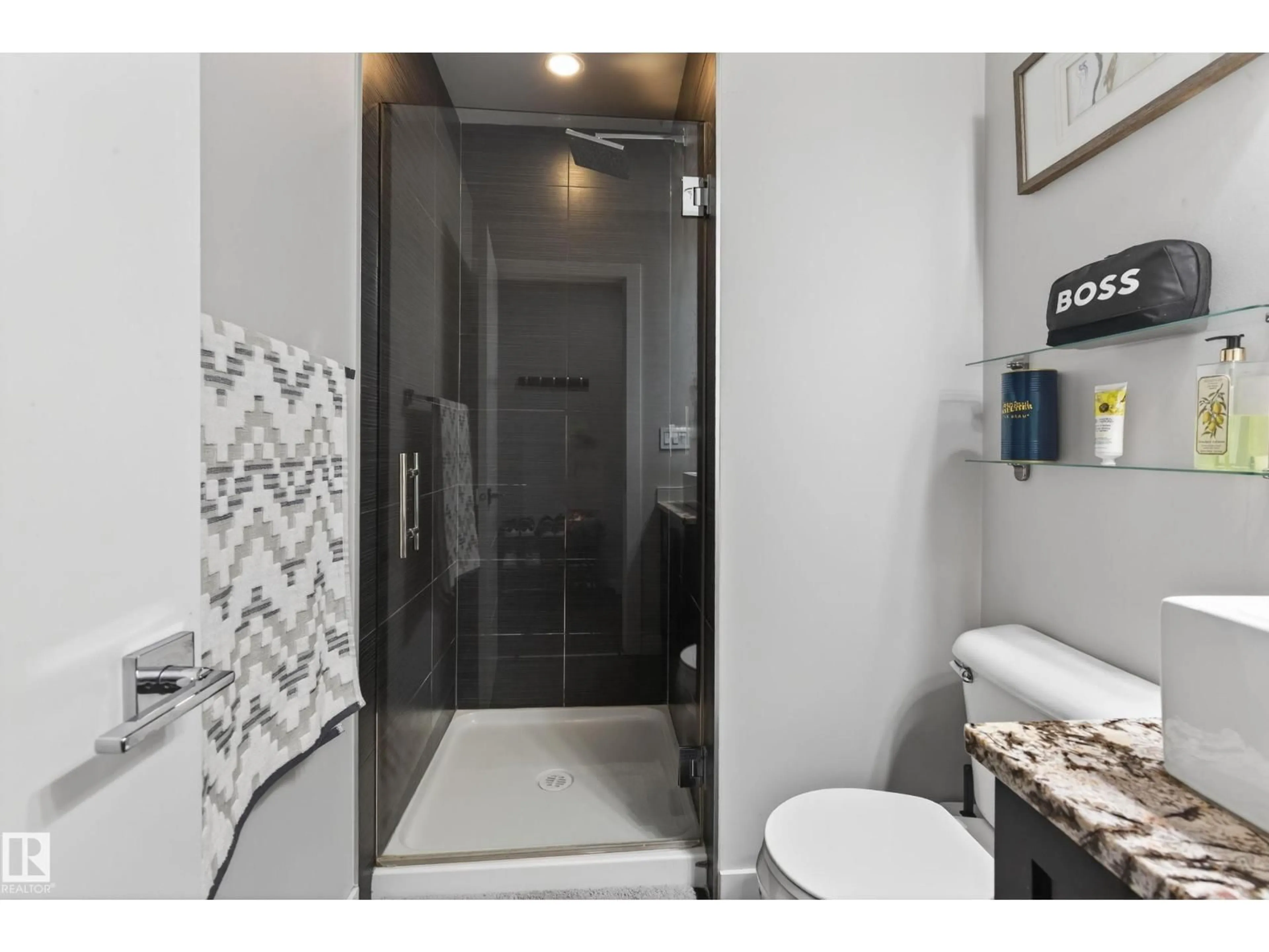 Standard bathroom, ceramic/tile floor for 10238 - 2804 103 ST, Edmonton Alberta T5J0G6
