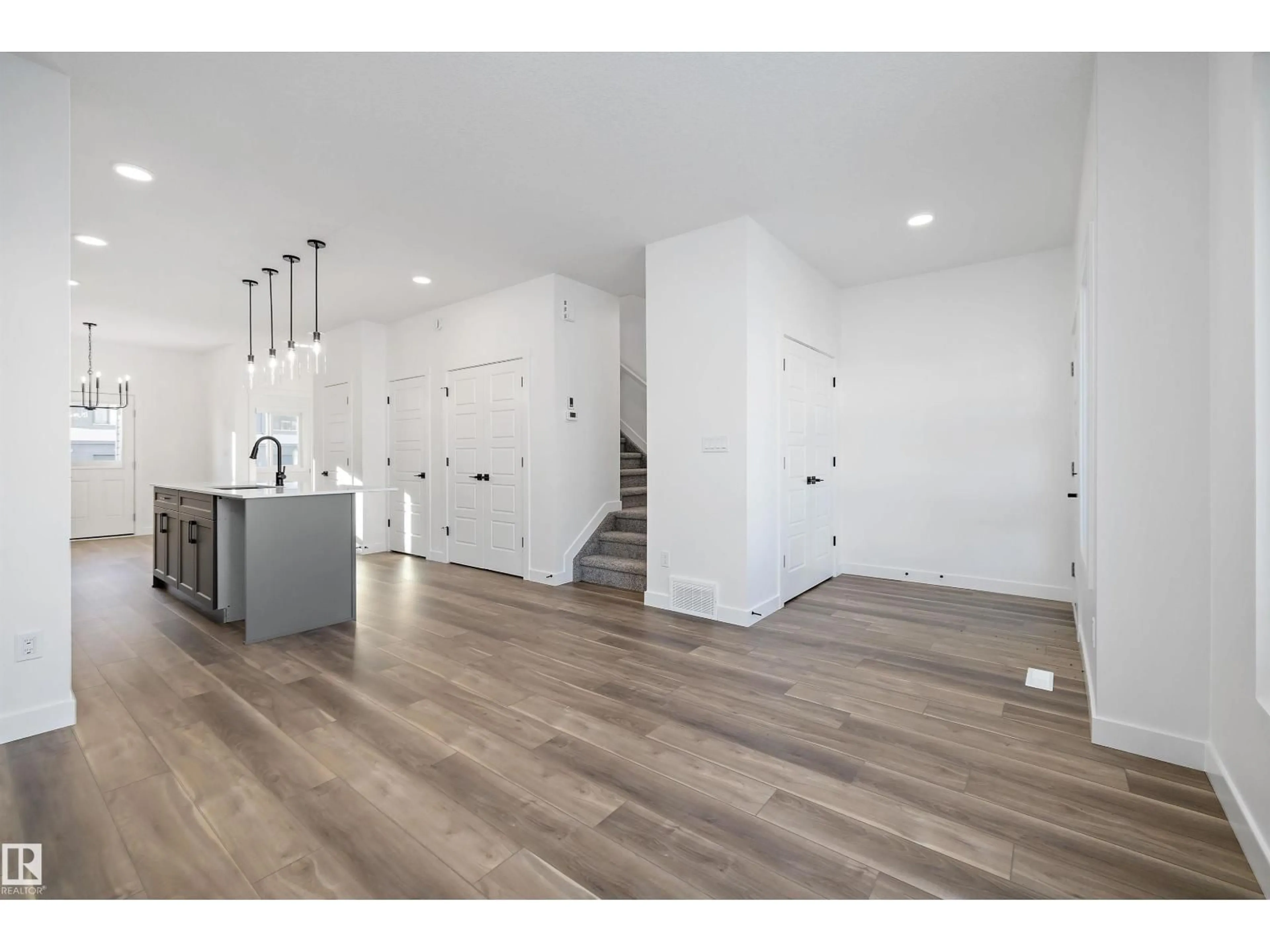Unknown for NW - 2020 191 ST, Edmonton Alberta T6M3E8