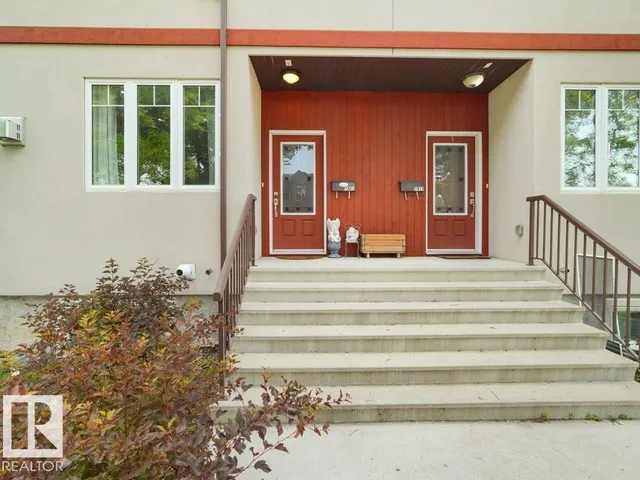 7909 105 AV, Edmonton 2