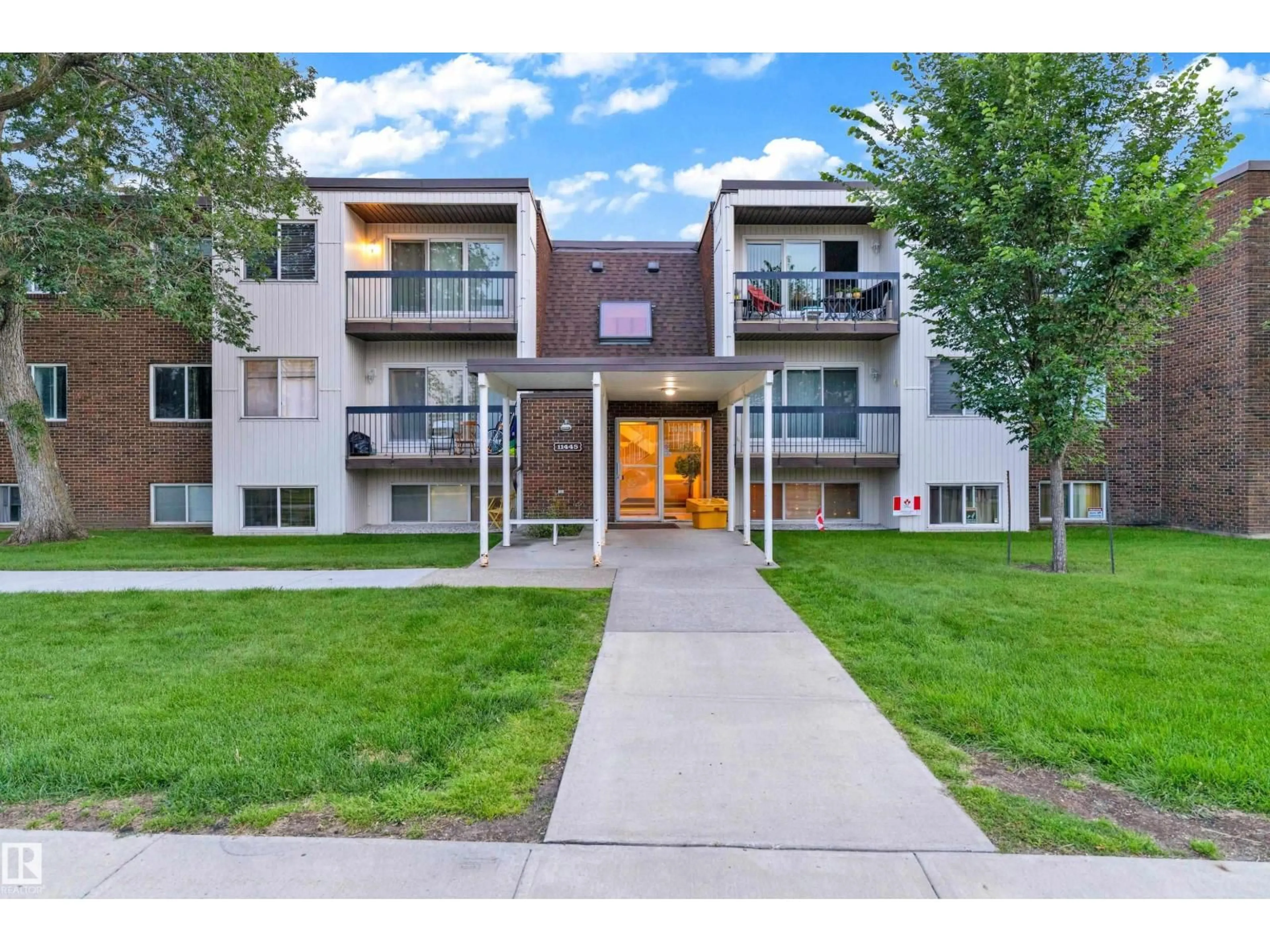 Unknown for #104 - 11445 41 AV, Edmonton Alberta T6J0T9