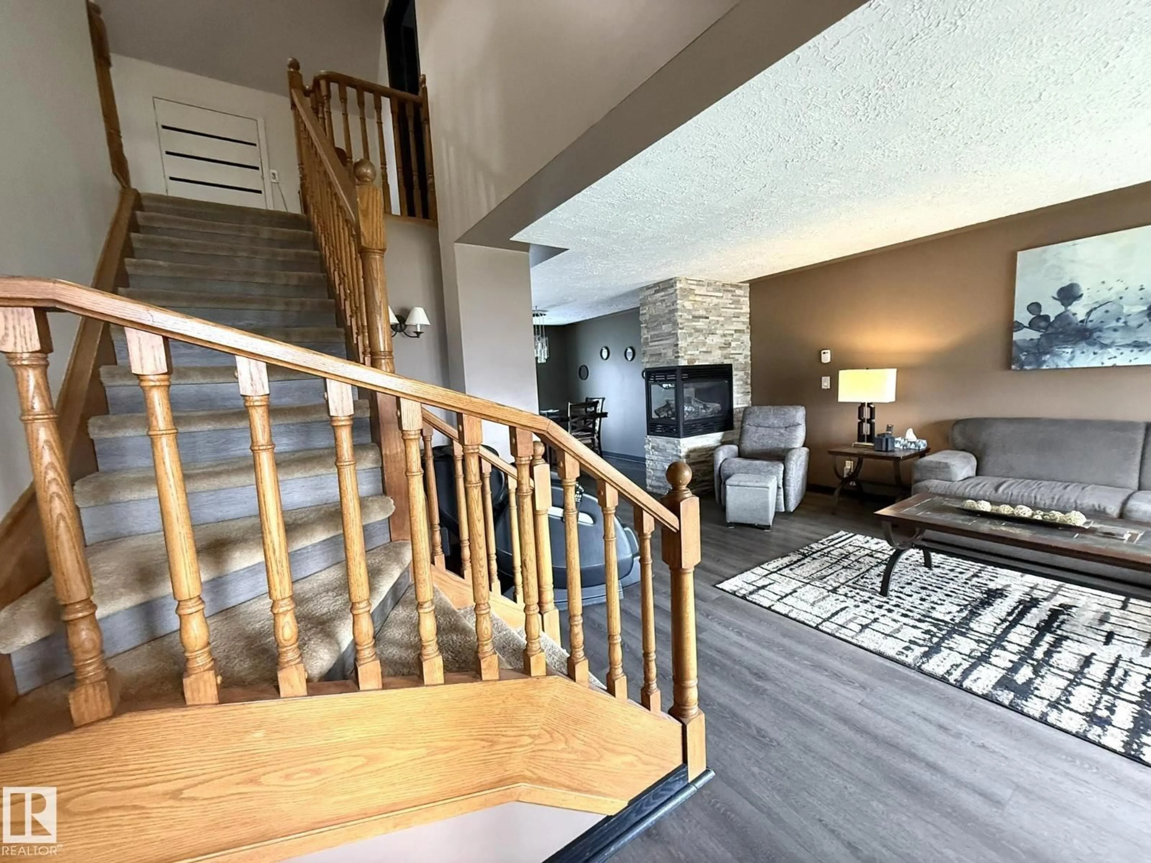 Indoor foyer for 4508 57 AV, Lamont Alberta T0B2R0