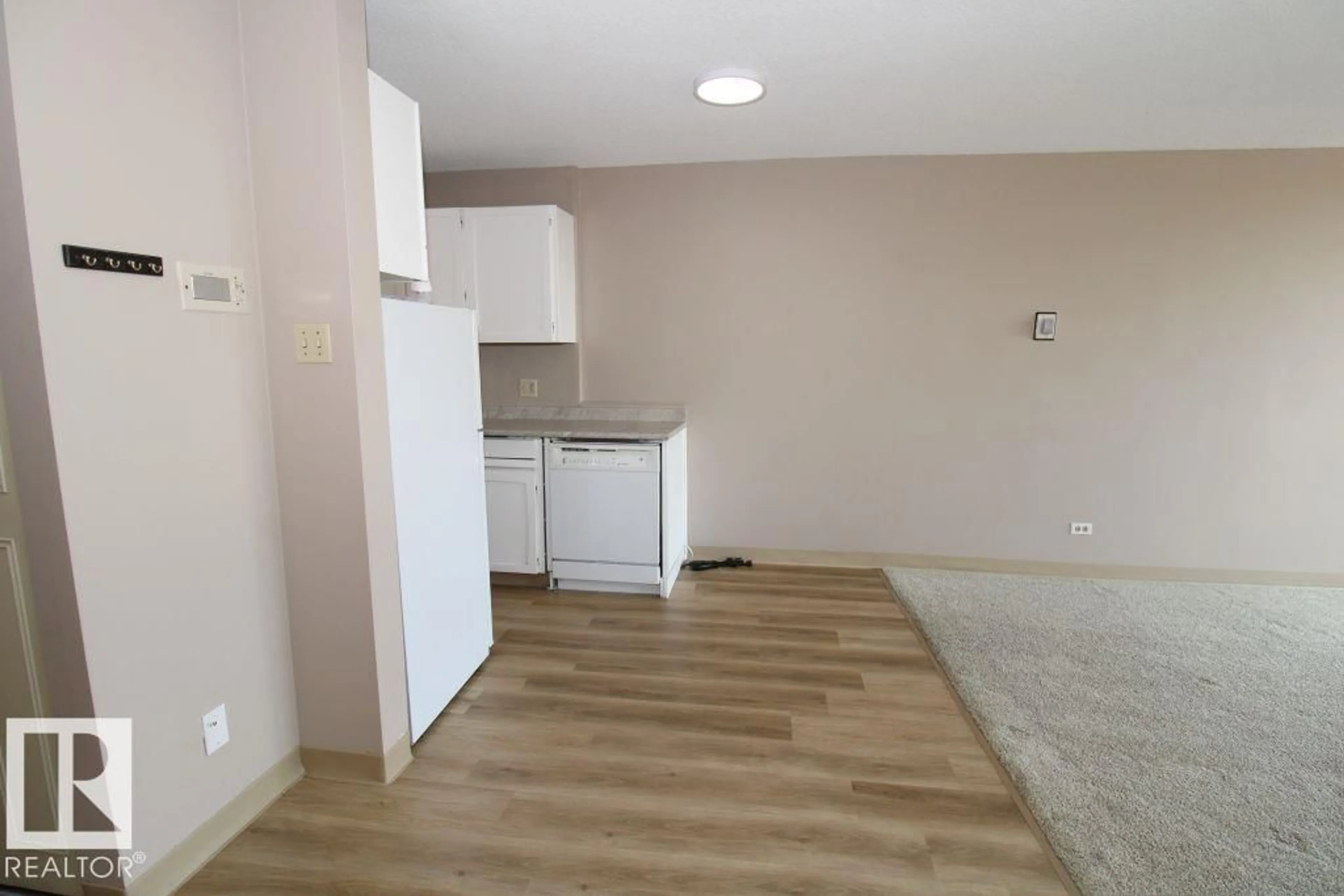 A pic of a room for #408 - 10883 SASKATCHEWAN DR, Edmonton Alberta T6E4S6