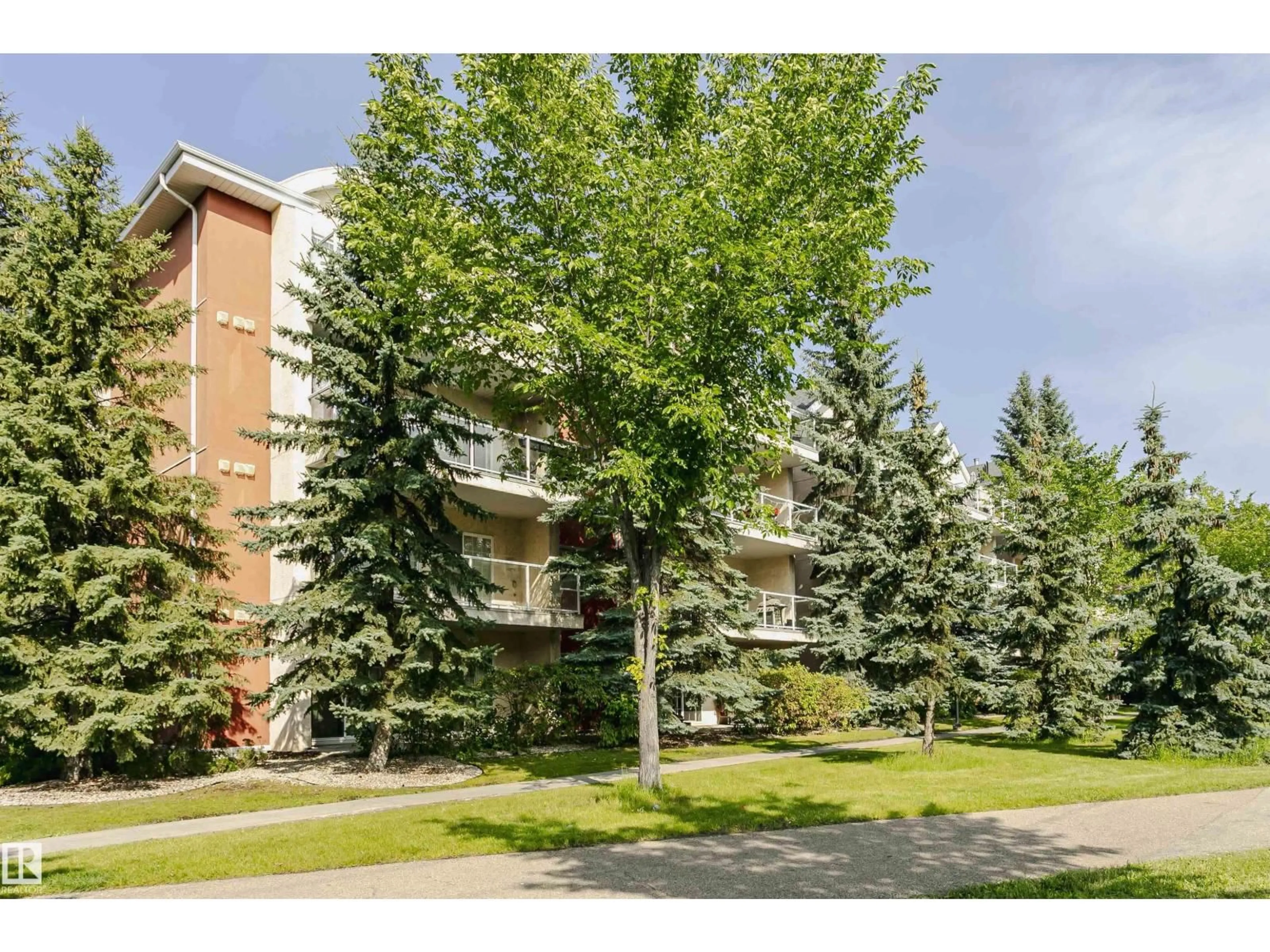Patio, unknown for #106 - 12110 106 AV, Edmonton Alberta T5N4R9
