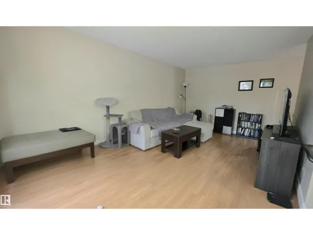 207 - 10415 93 ST, Edmonton 3