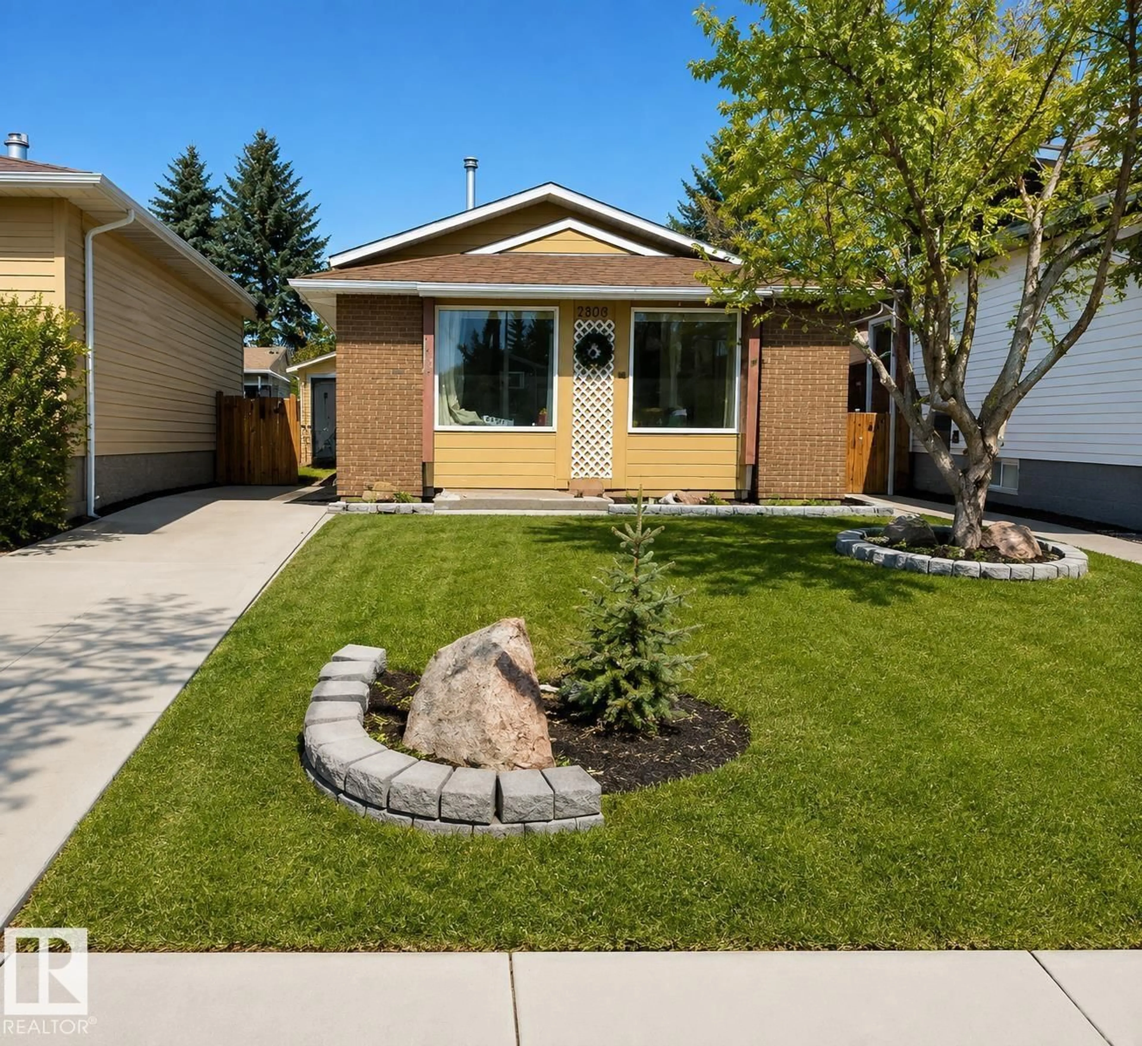 Home with vinyl exterior material, street for 4910 43 AV, Beaumont Alberta T4X1E8