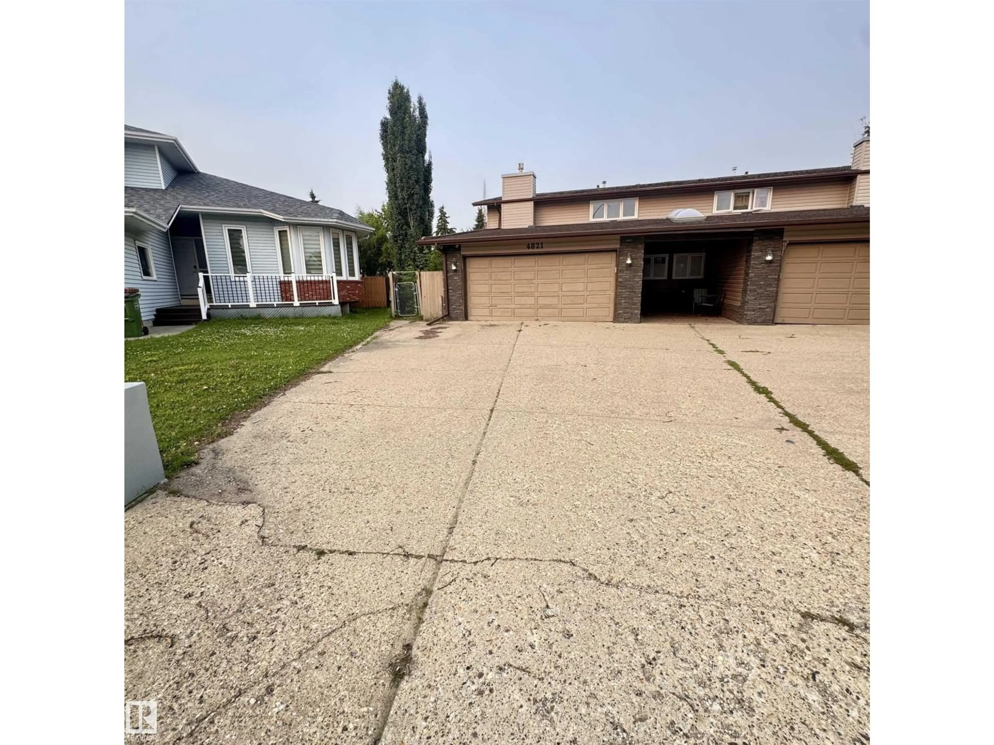 A pic from outside/outdoor area/front of a property/back of a property/a pic from drone, street for NW - 4821 11A AV, Edmonton Alberta T6L4A5