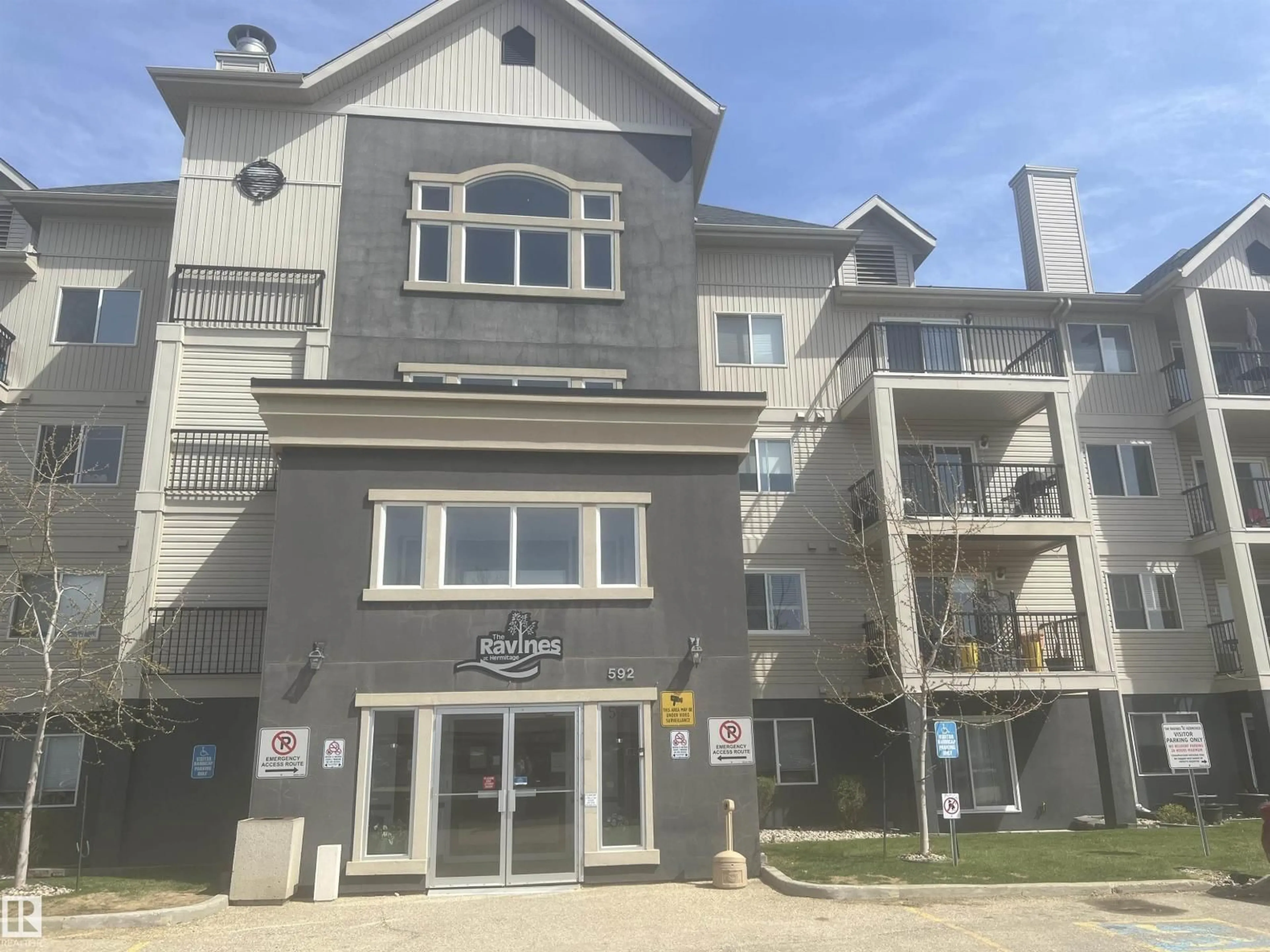Unknown for #106 - 106 HOOKE RD, Edmonton Alberta T5A5H2