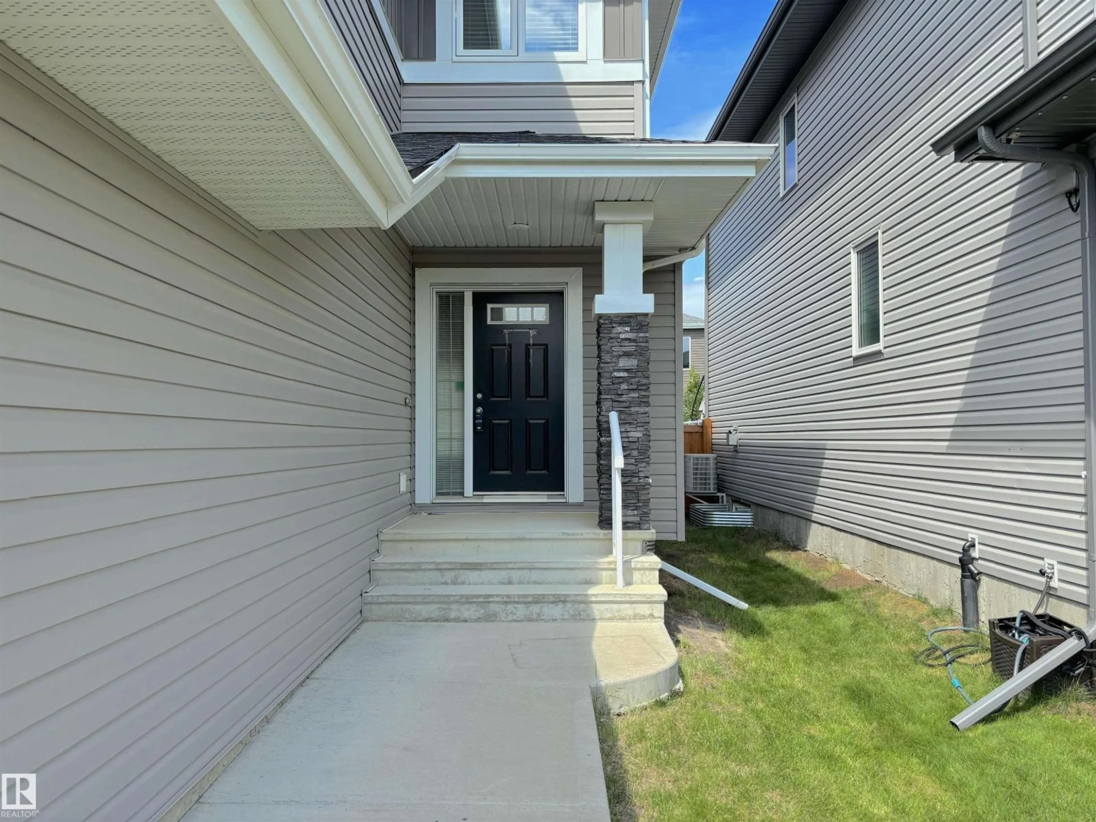 Unknown for NW - 13032 208 ST, Edmonton Alberta T5S0L5