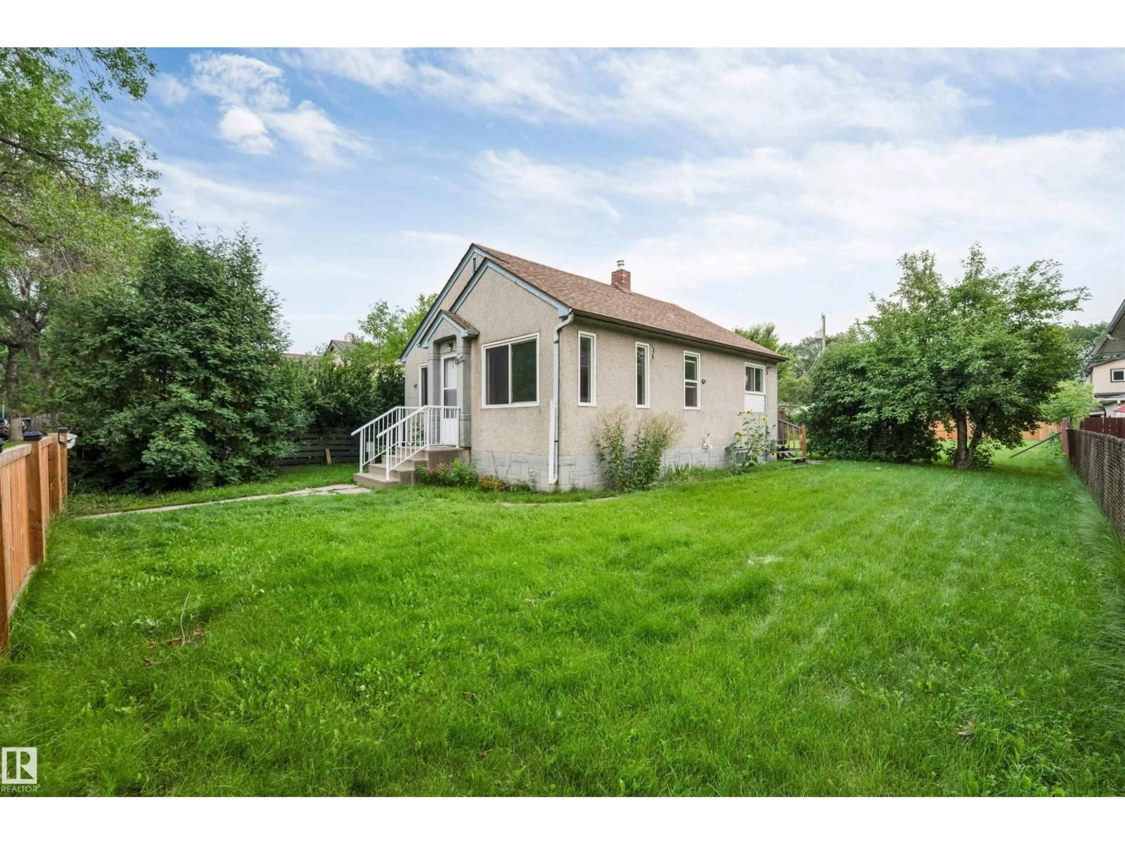 Unknown for NW - 12105 87 ST, Edmonton Alberta T5B3N7