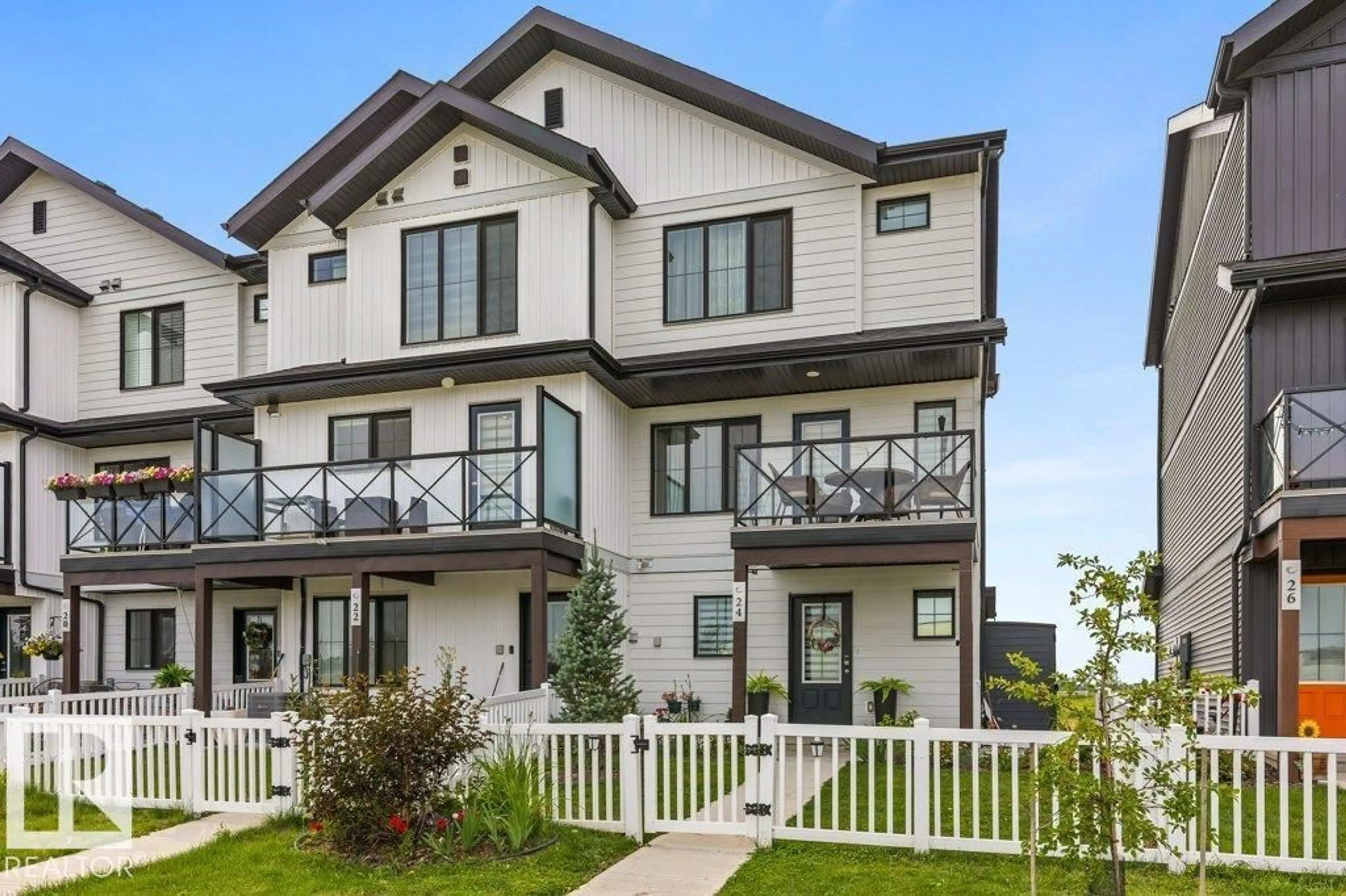 Home with vinyl exterior material, mountain view for 24 JENSEN GA, St. Albert Alberta T8N7Y5