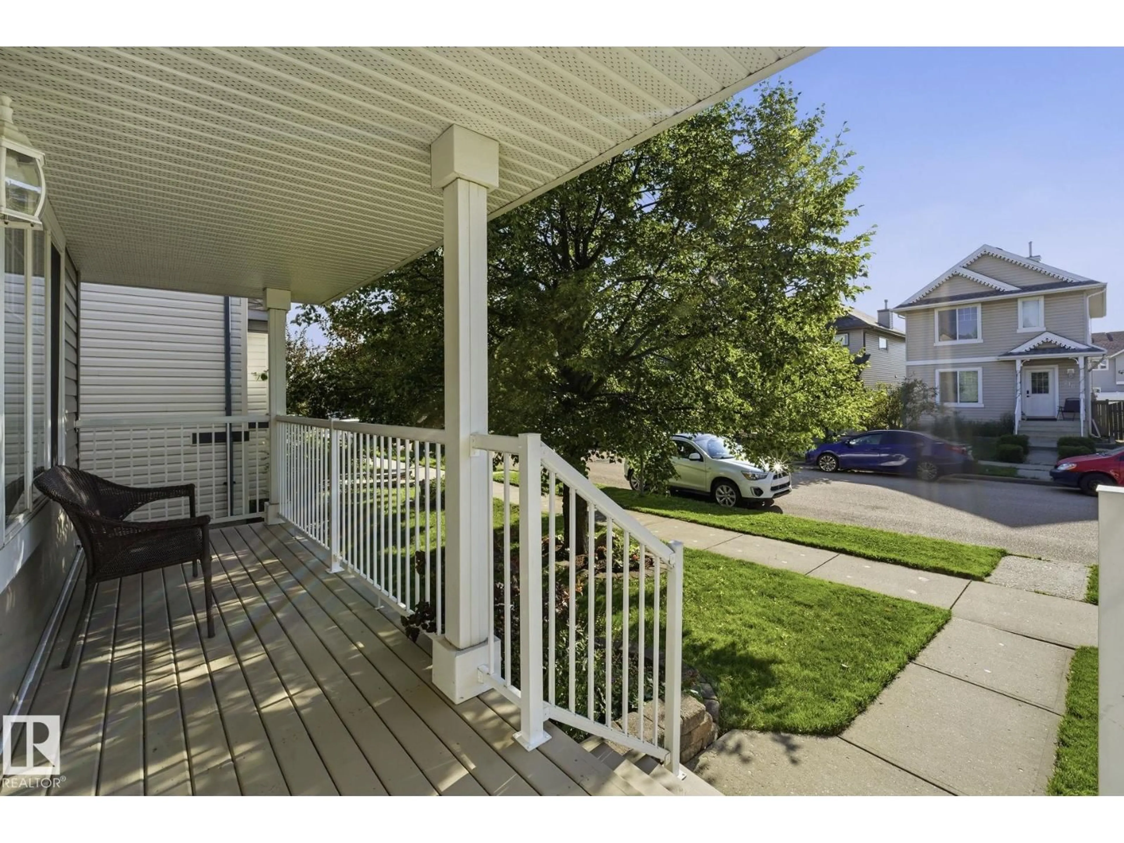 Patio, street for SW - 215 85 ST, Edmonton Alberta T6X1H5