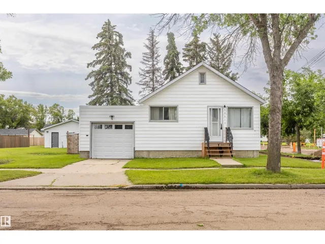 10013 98 AV, Morinville 2