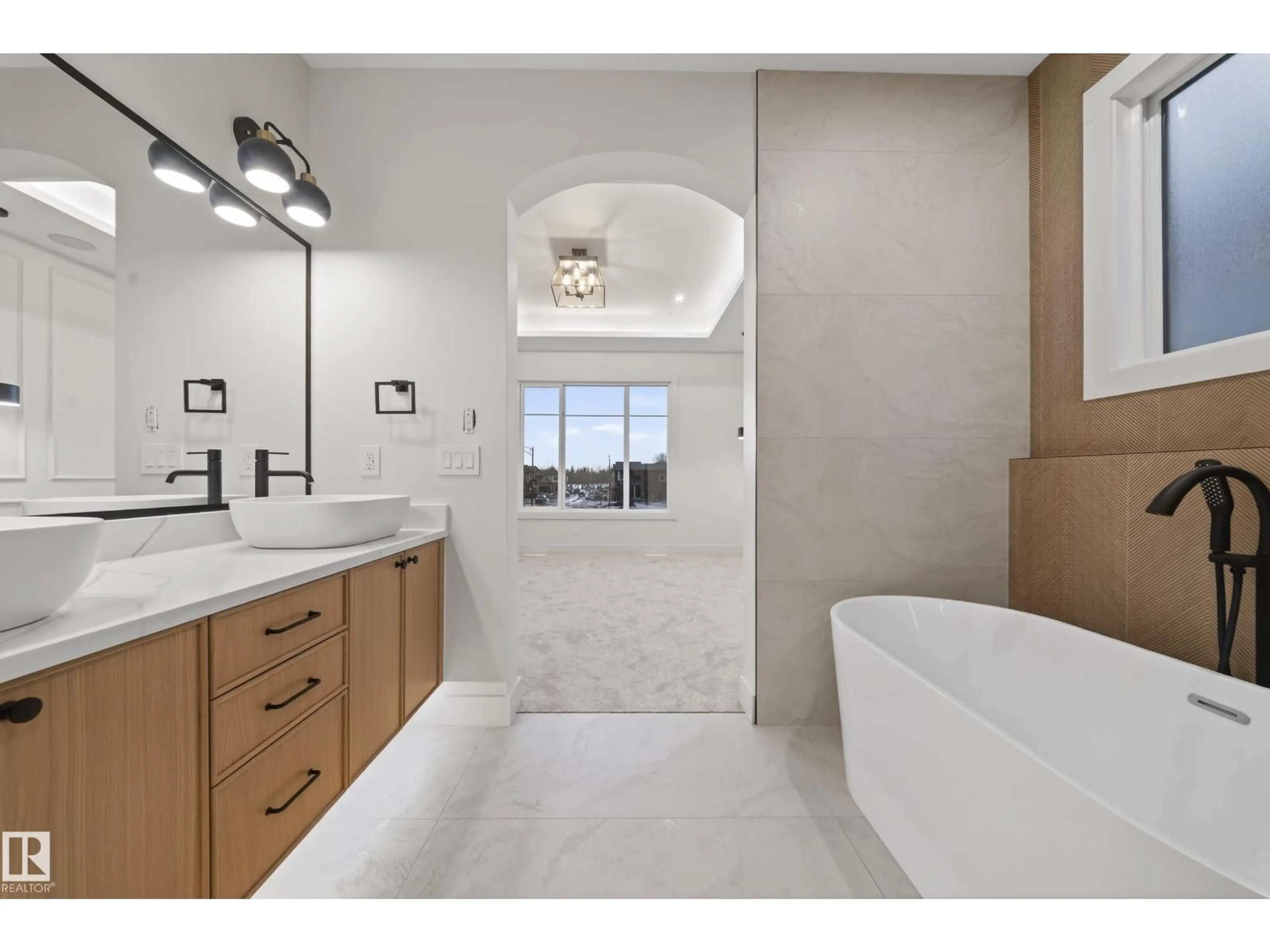 Contemporary bathroom, ceramic/tile floor for 4276 CHARLES CL, Edmonton Alberta T6W1A7