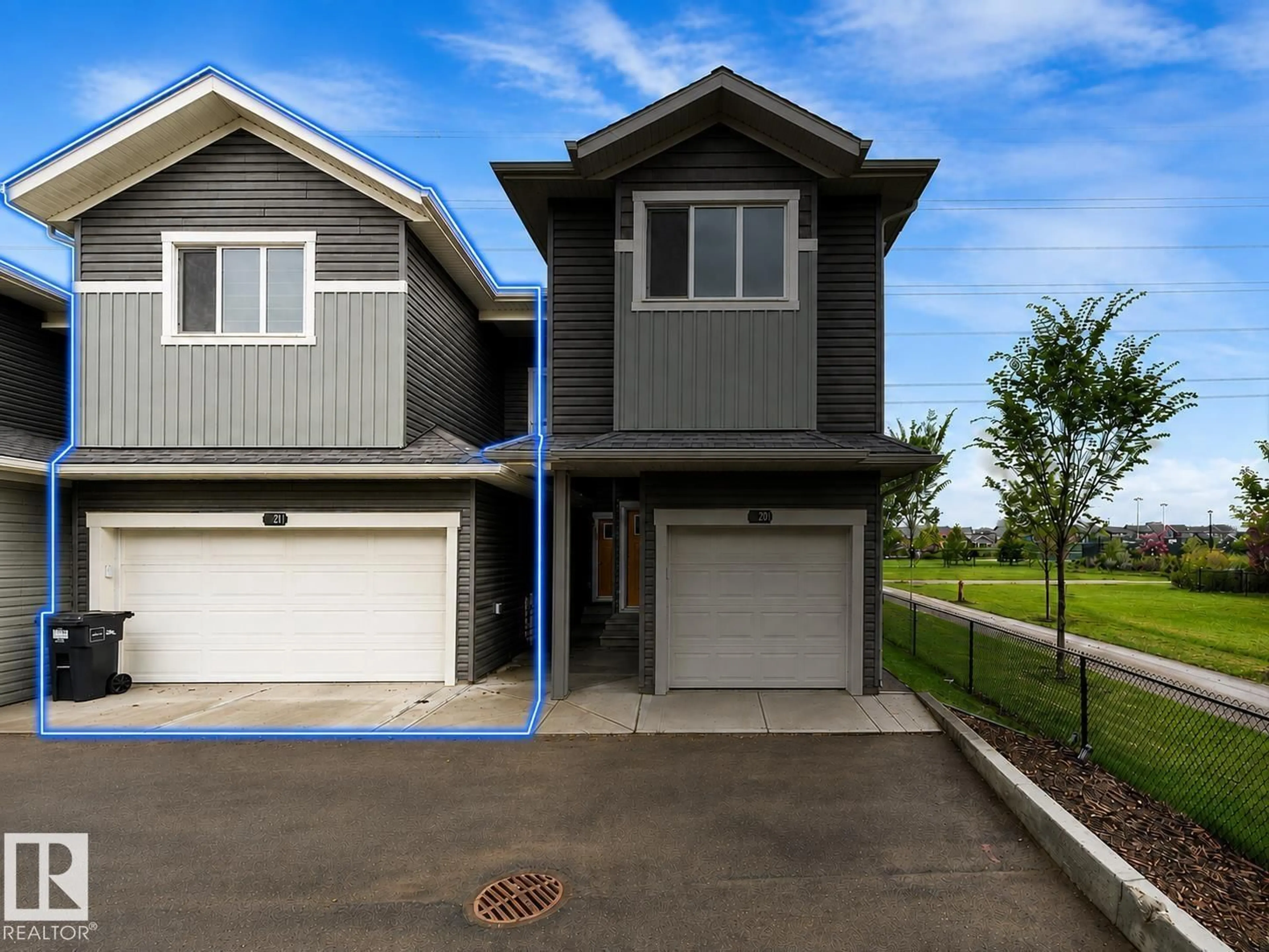 Home with vinyl exterior material, street for 603 - 21 ORCHARDS BV, Edmonton Alberta T6X2W8