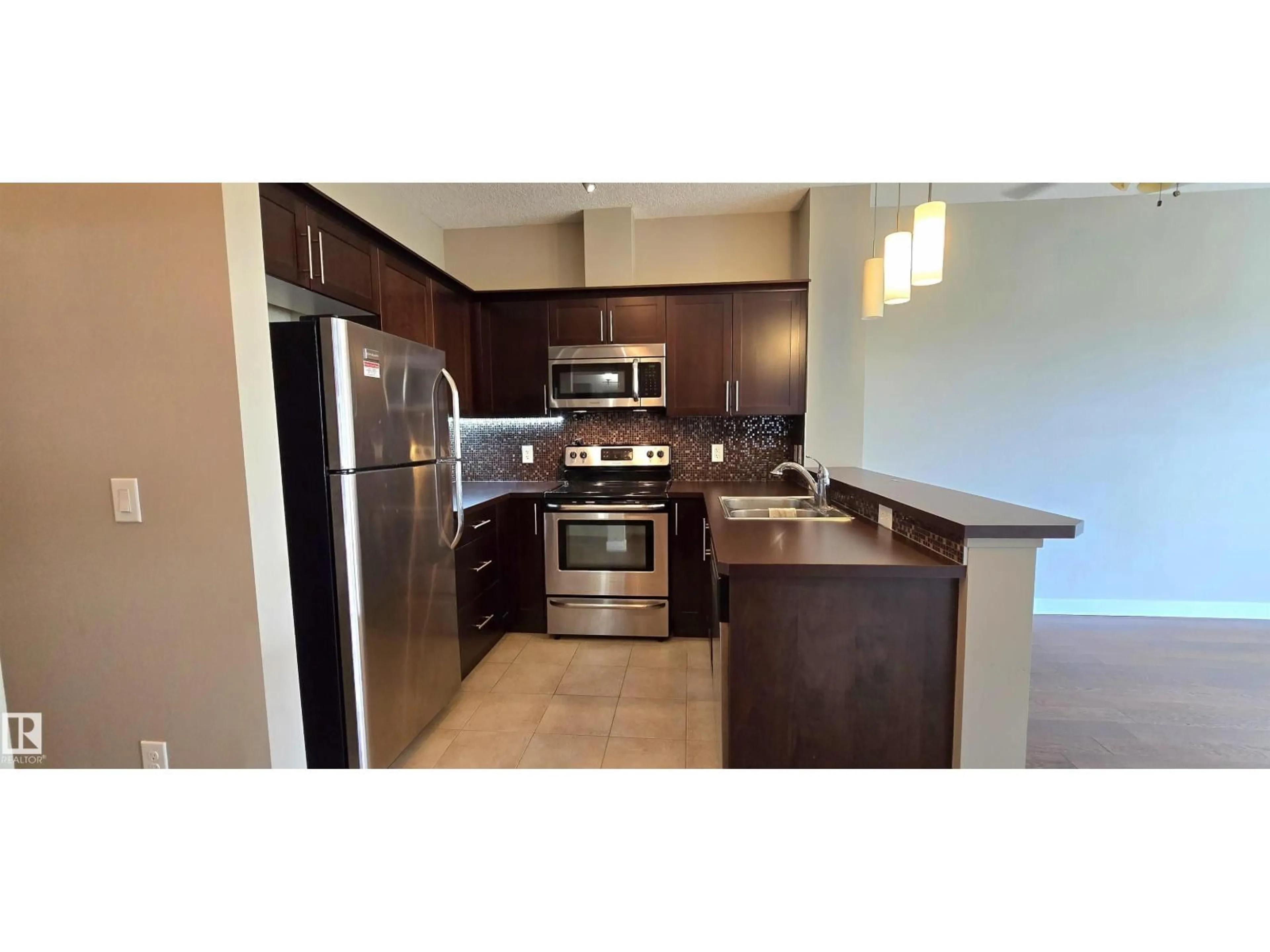 Standard kitchen, unknown for 2584 ANDERSON WY, Edmonton Alberta T6W0R2