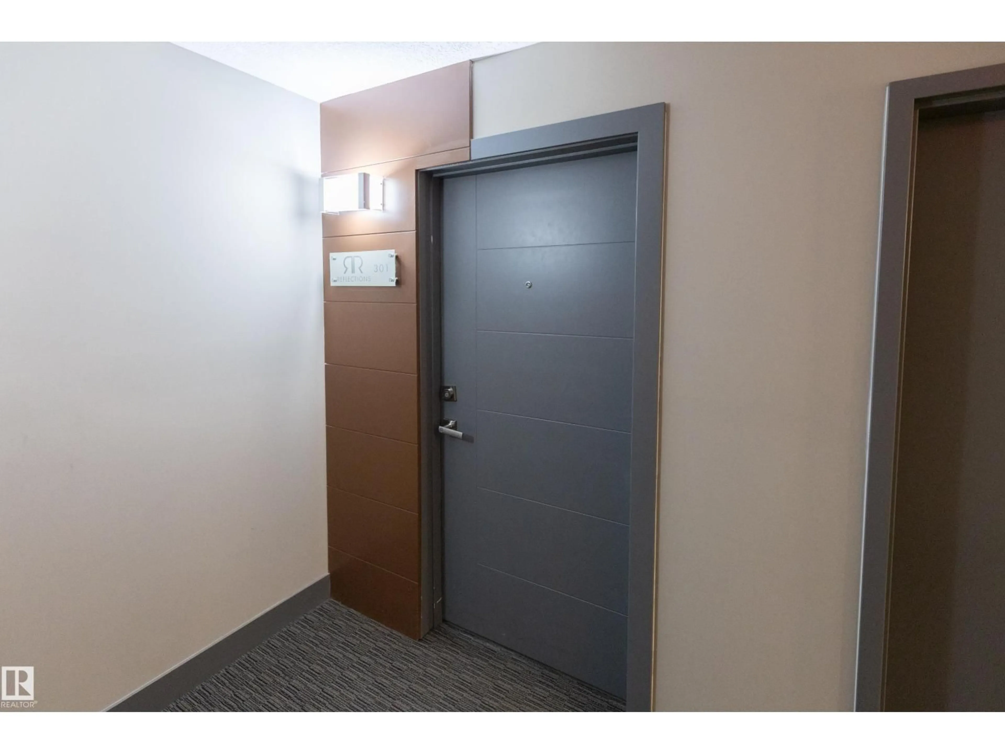 Indoor foyer for 111 - 301 FESTIVAL WY, Sherwood Park Alberta T8A4Y4