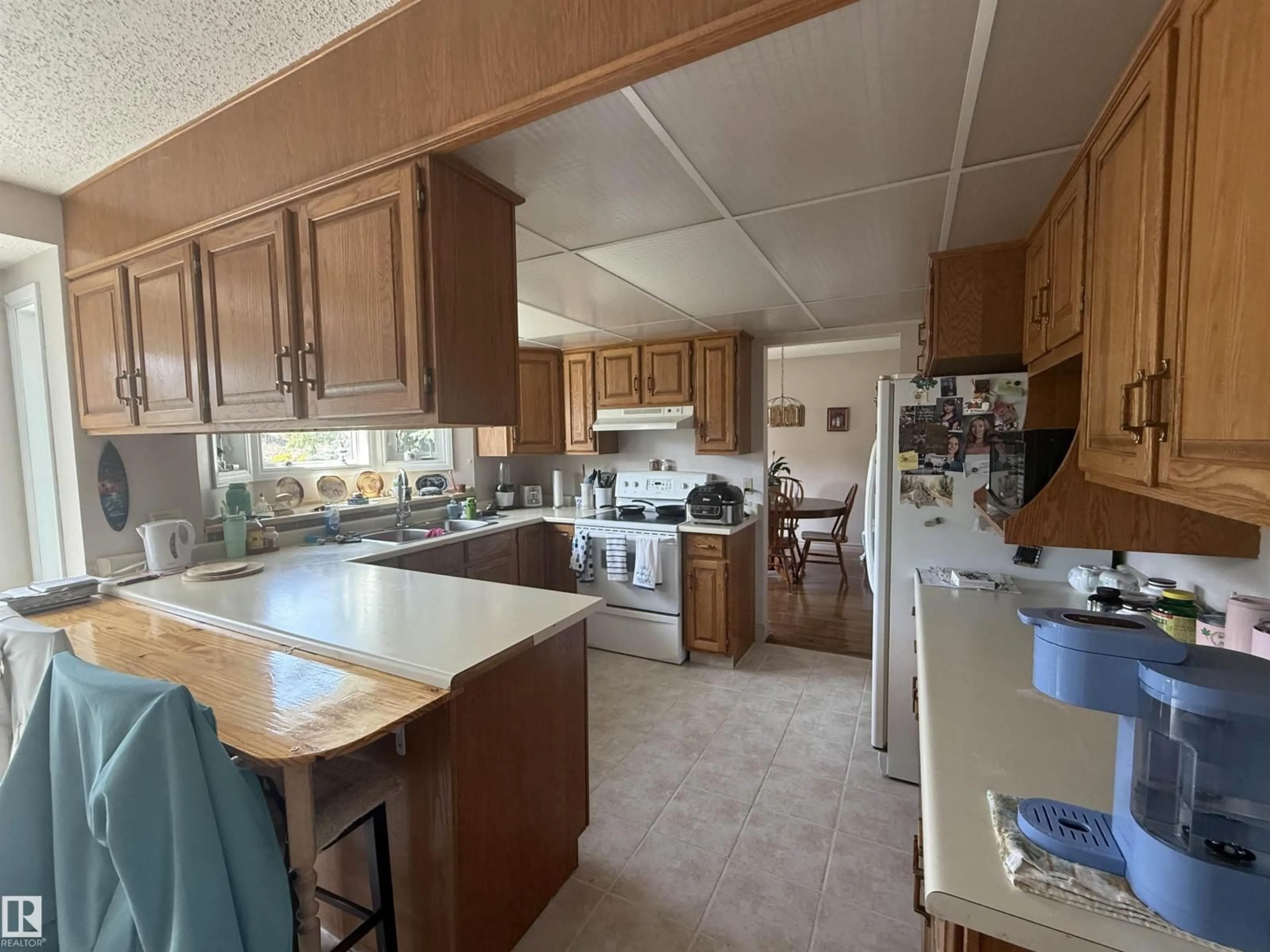 Standard kitchen, unknown for 1 ADAMIC CR, Leduc Alberta T9E5J4