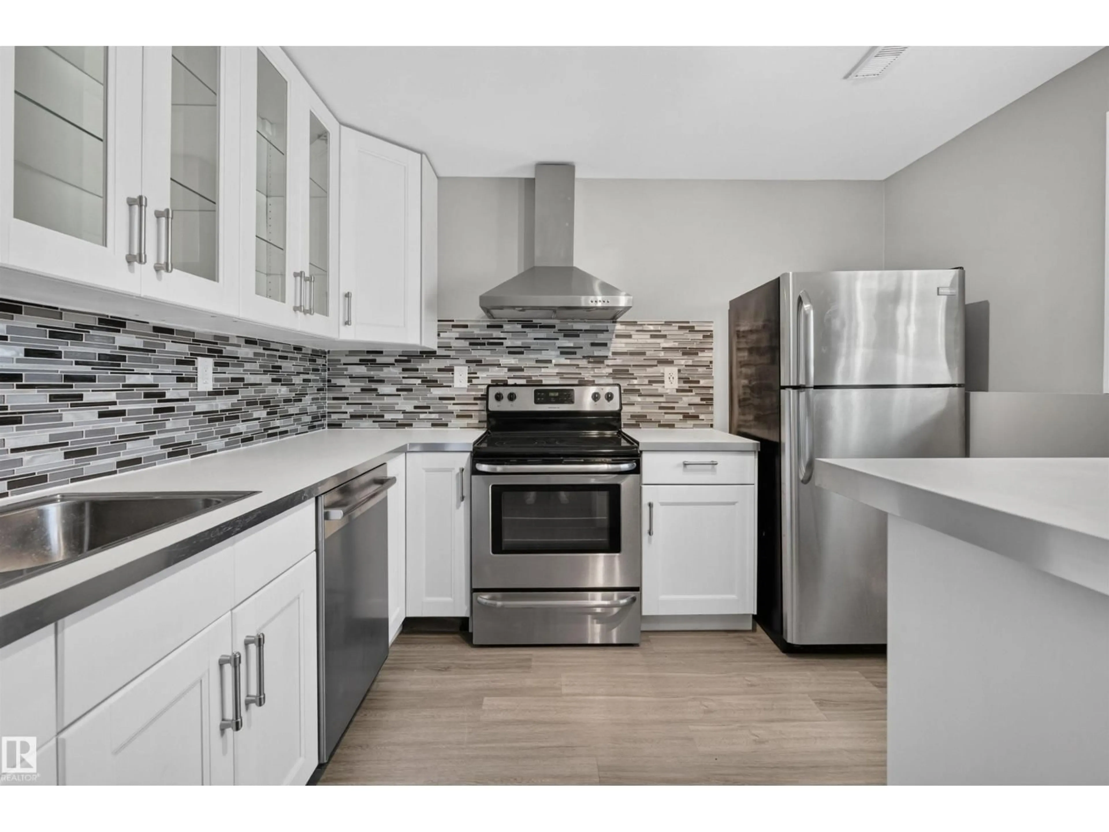 Unknown for 18303 76 AV, Edmonton Alberta T5T2L5