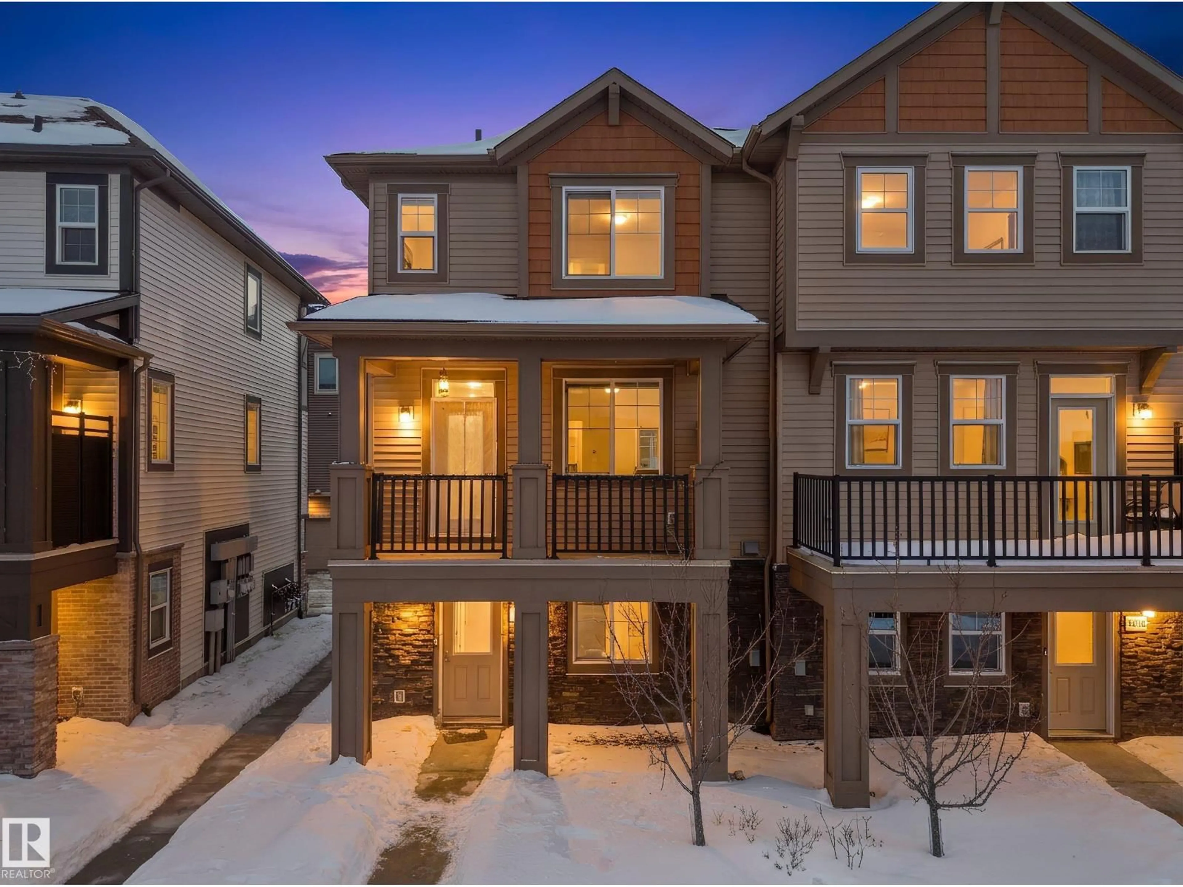A pic from outside/outdoor area/front of a property/back of a property/a pic from drone, unknown for 2080 WONNACOTT WY, Edmonton Alberta T6X2V7