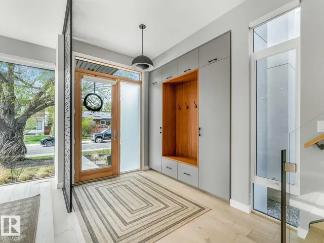 11613 72 AV, Edmonton 2