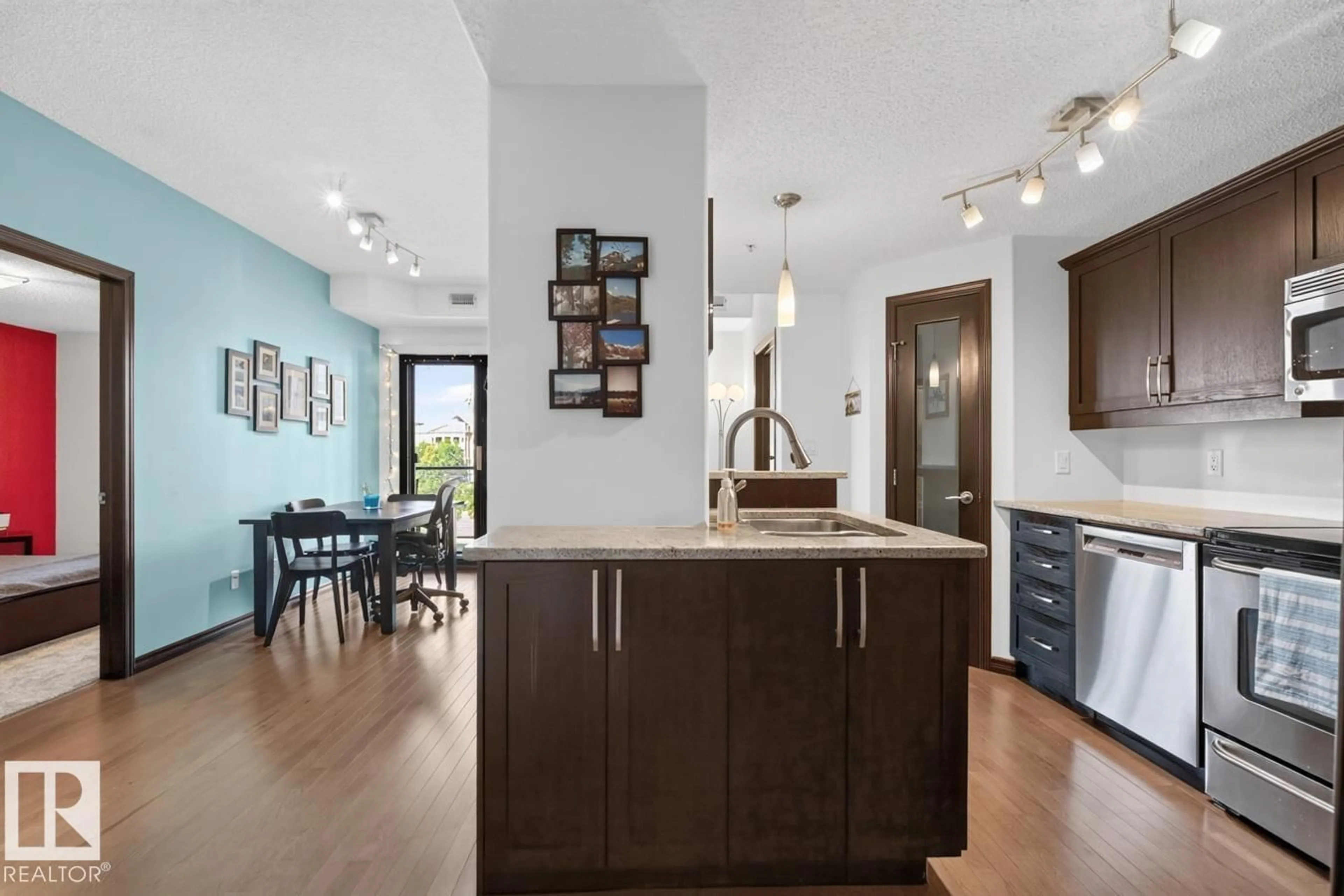 Open concept kitchen, ceramic/tile floor for 801 - 9707 106 ST NW, Edmonton Alberta T5K0B7