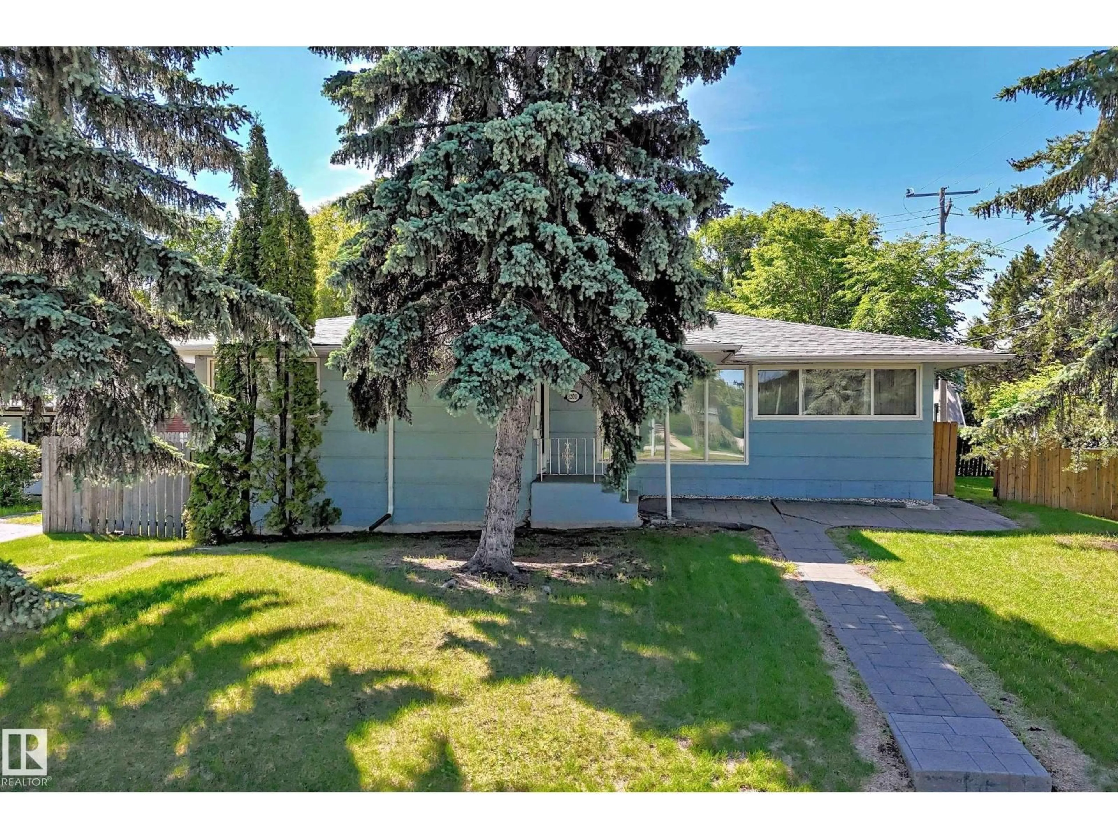 Unknown for NW - 12011 87 AV, Edmonton Alberta T6G0Y8