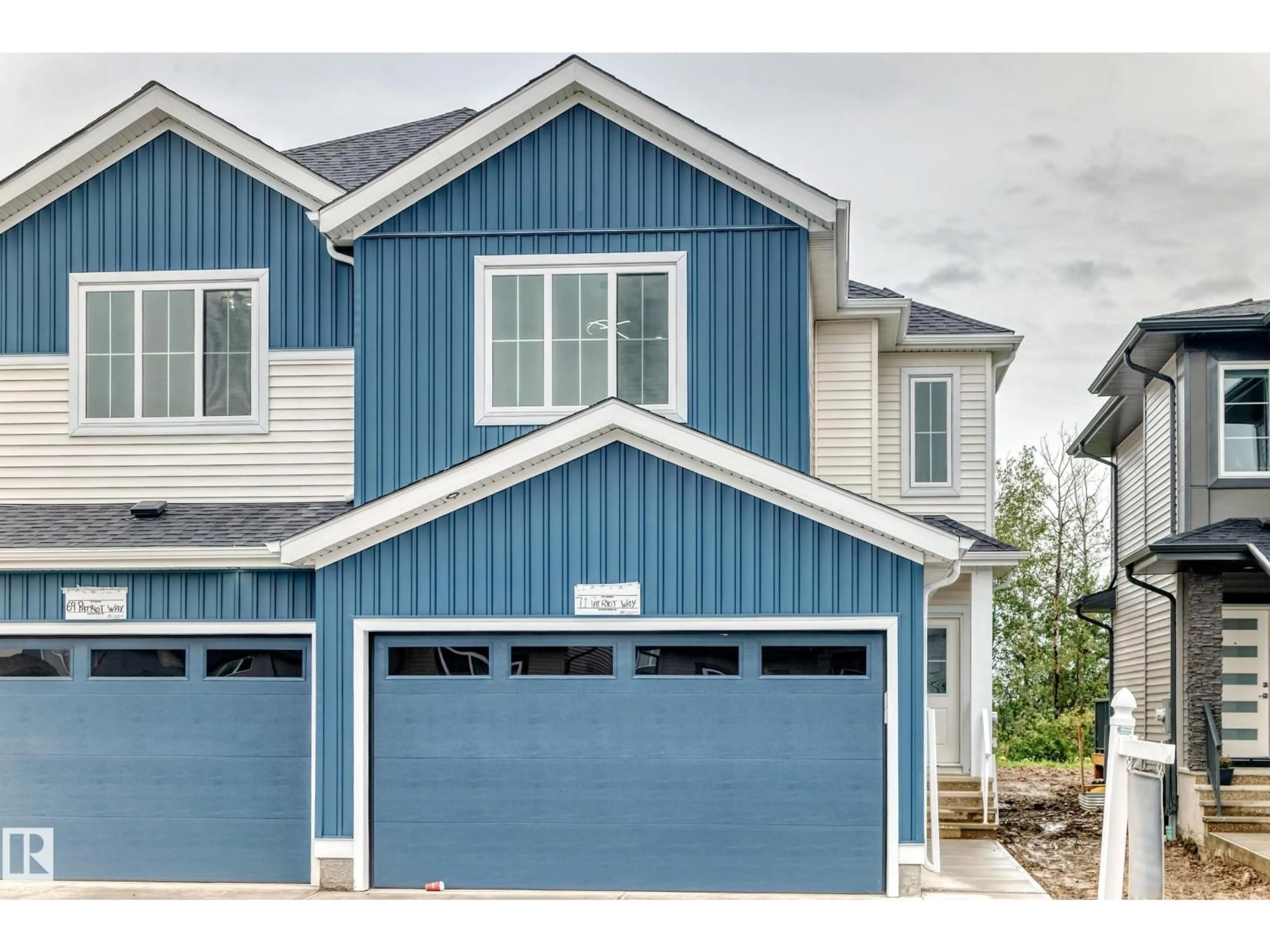Home with vinyl exterior material, street for 71 PATRIOT WY, Spruce Grove Alberta T7X4E8