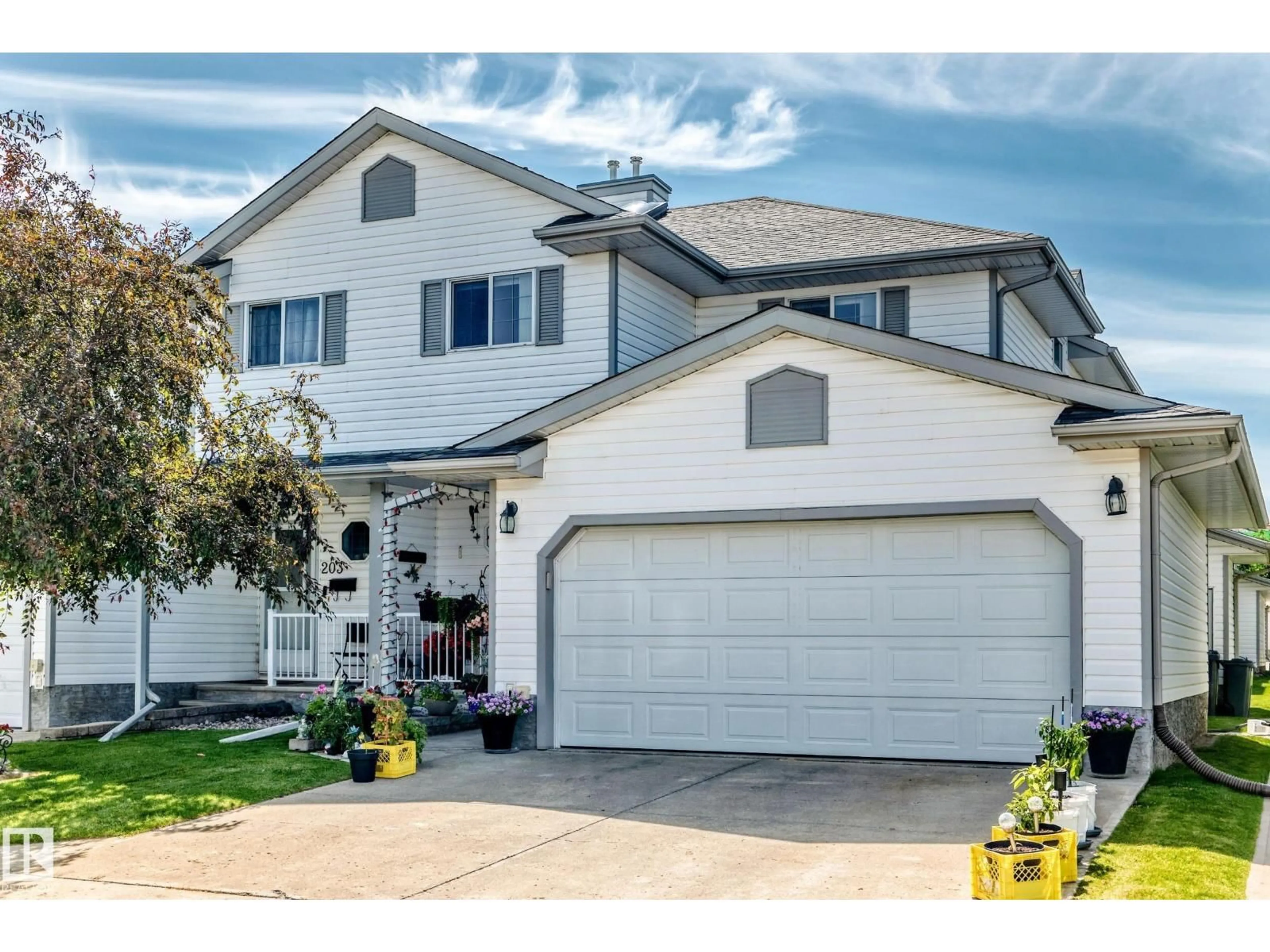 Home with vinyl exterior material, street for #204 - 4807 43A AV, Leduc Alberta T9E8J6