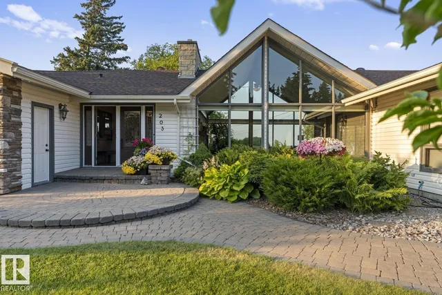 203 PINE AV, Cold Lake 3