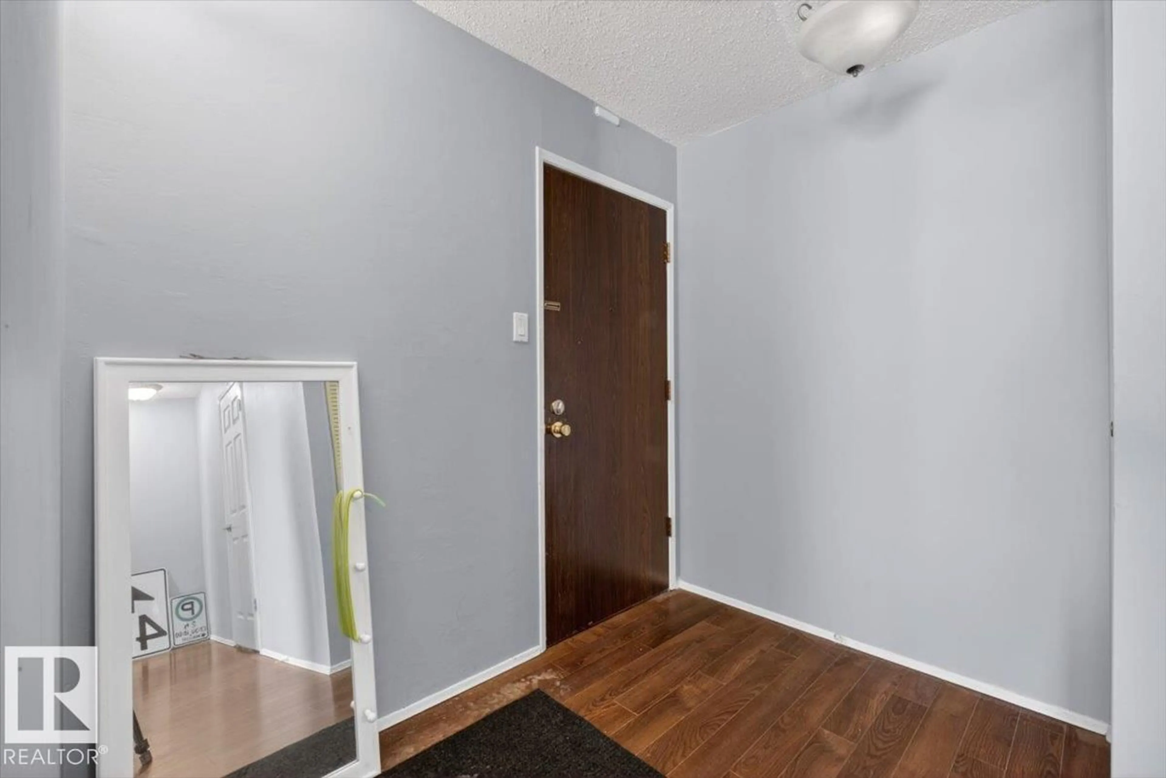 Indoor entryway for #301 - 10335 117 ST, Edmonton Alberta T5K1X9